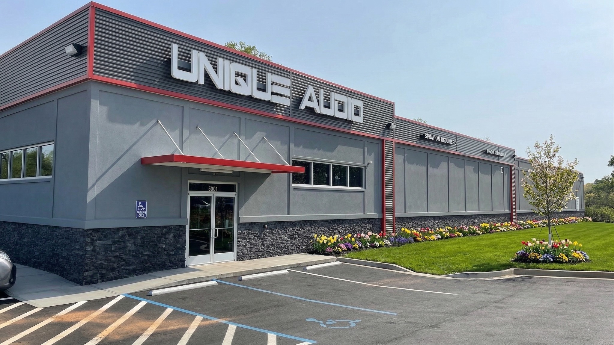Unique - Automotive Experts