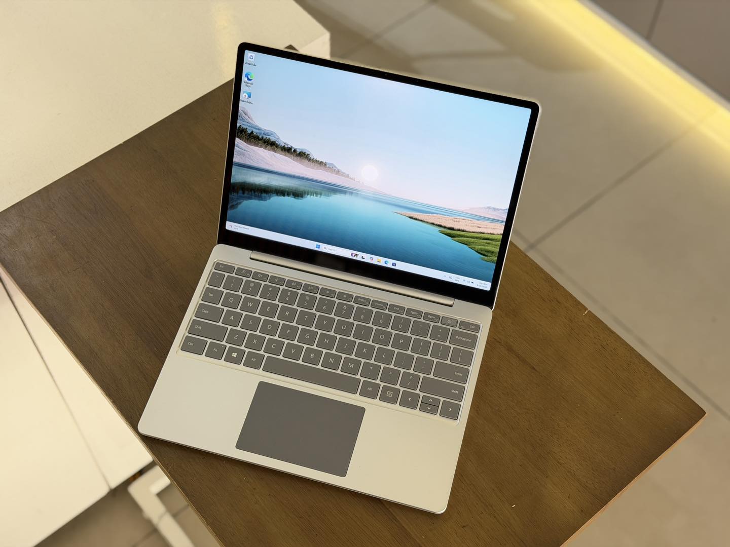 Surface Laptop Go 2 ( Grade A ) = 420$? CPU : Core i5-1135G7 2.4 