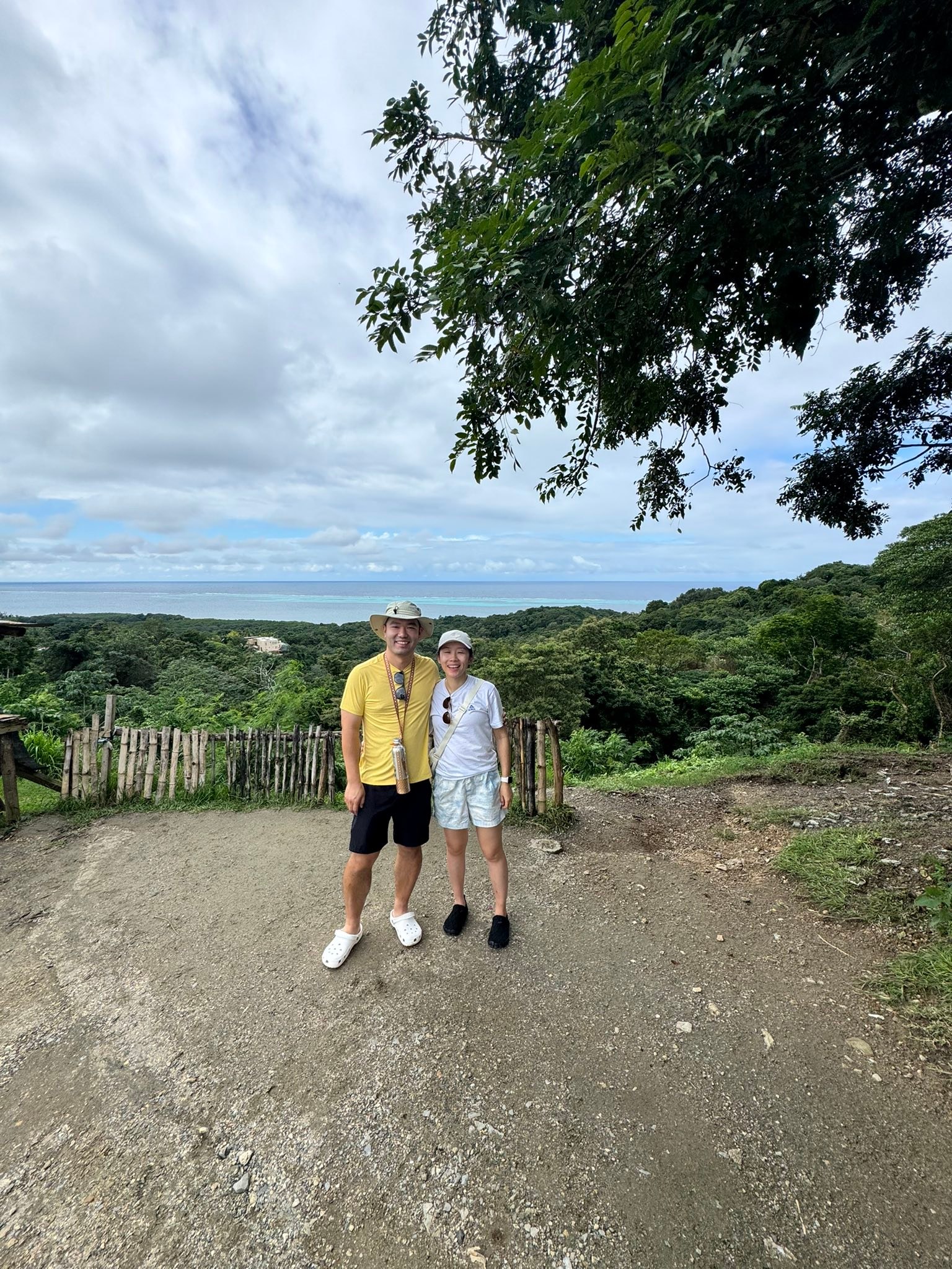 🌴 Discover Roatán with a local guide... - Roatan Jane’s Tours | Facebook