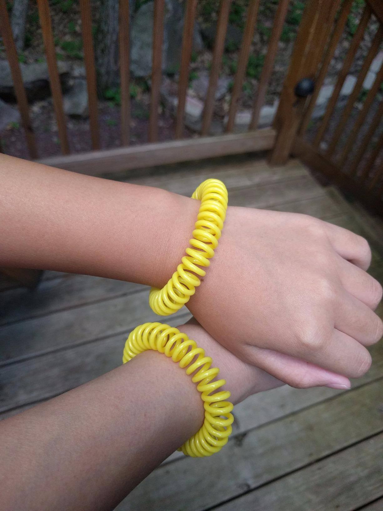Mosquito Repellent Bands (12 Pack) – Natural Citronella & Lemongrass, DEET-Free For Kids & Adults