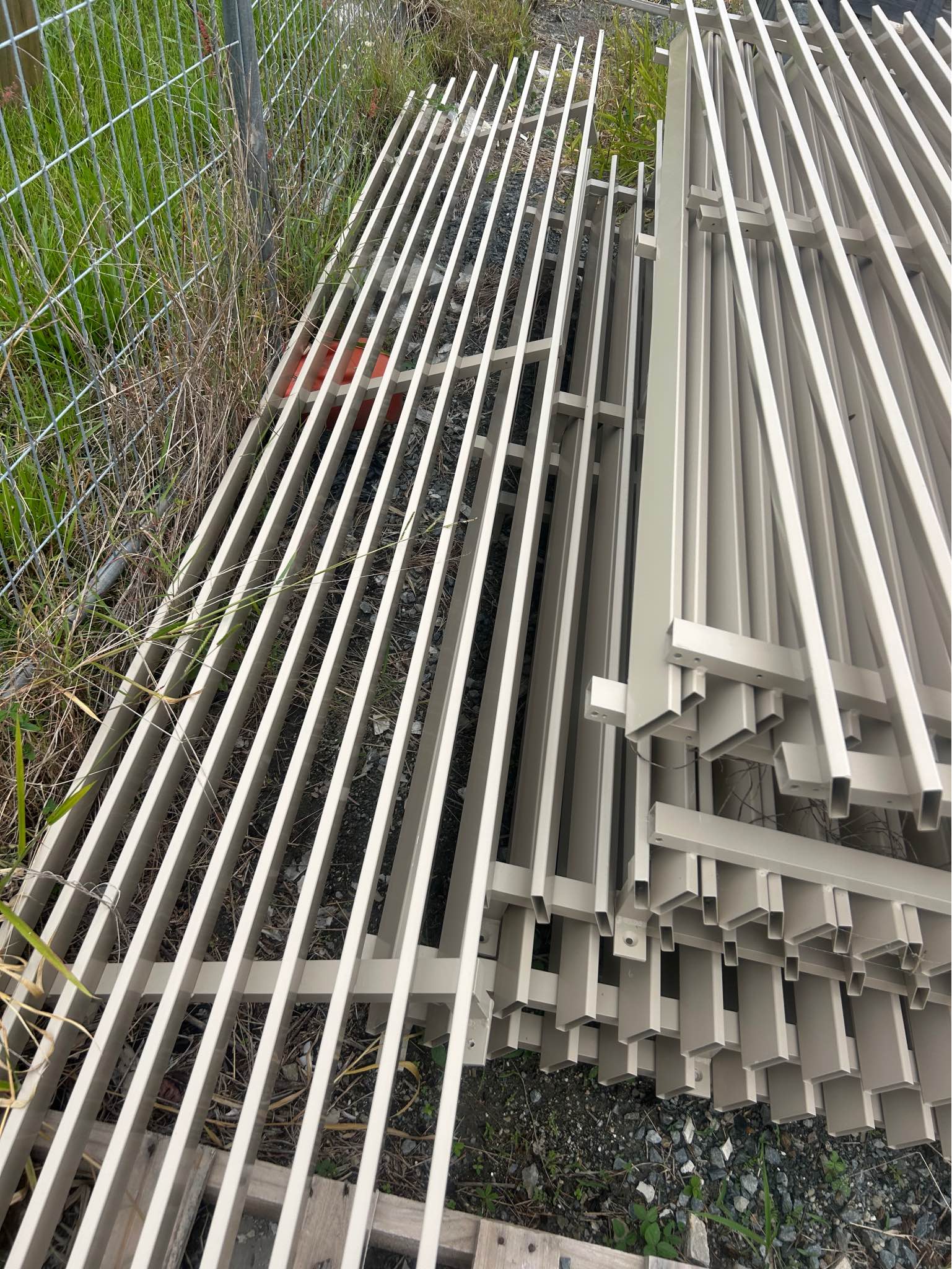 Aluminium privacy screens - Fencing - Gold Coast, Queensland | Facebook ...