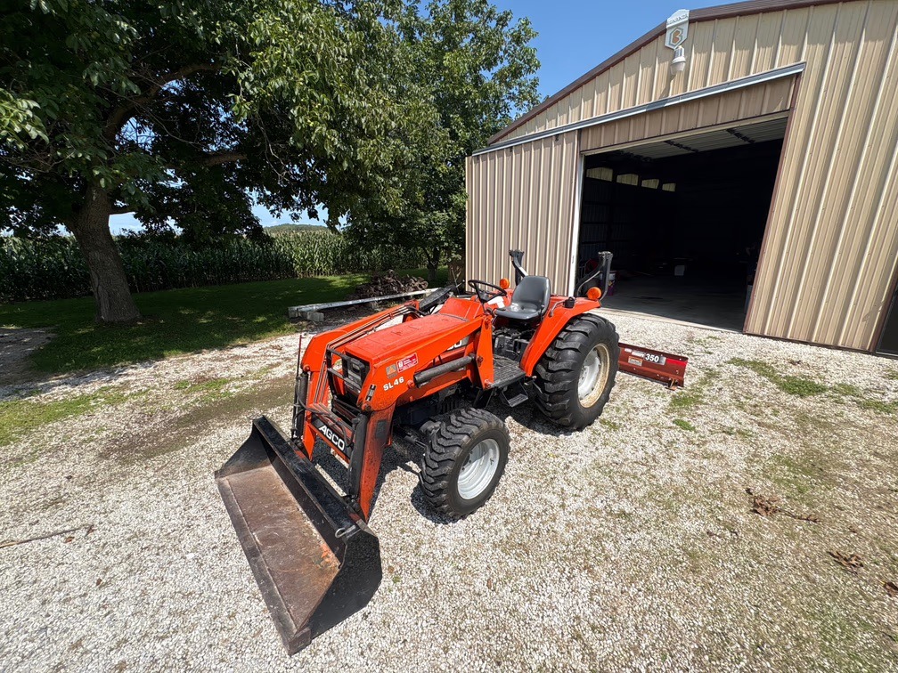 🚜 FARMERS & ACREAGE OWNERS — THIS ONE'S FOR YOU! 🌾 Looking to
