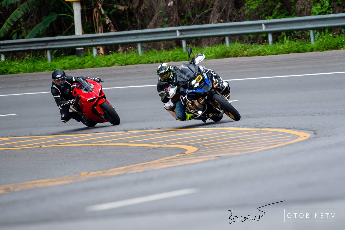 Ducati Multi 1200&Bmw Gsa 1250/1200Th
