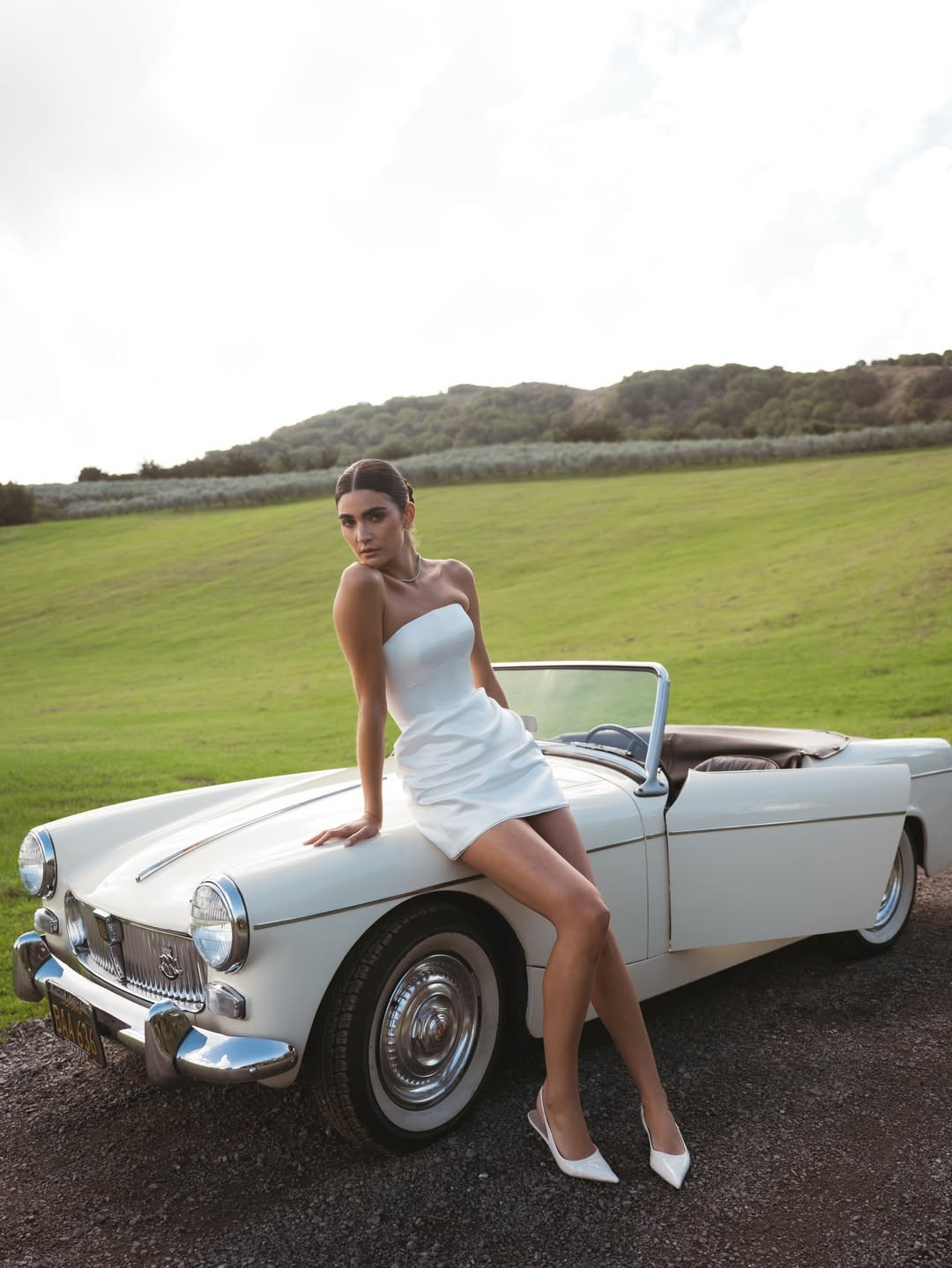 white bachelorette dresses Bash Midi Dress AquaCel Ag Silver Dressing: jeniffer-kankel Color:Nude/Gold/Silver inspired mini dress is