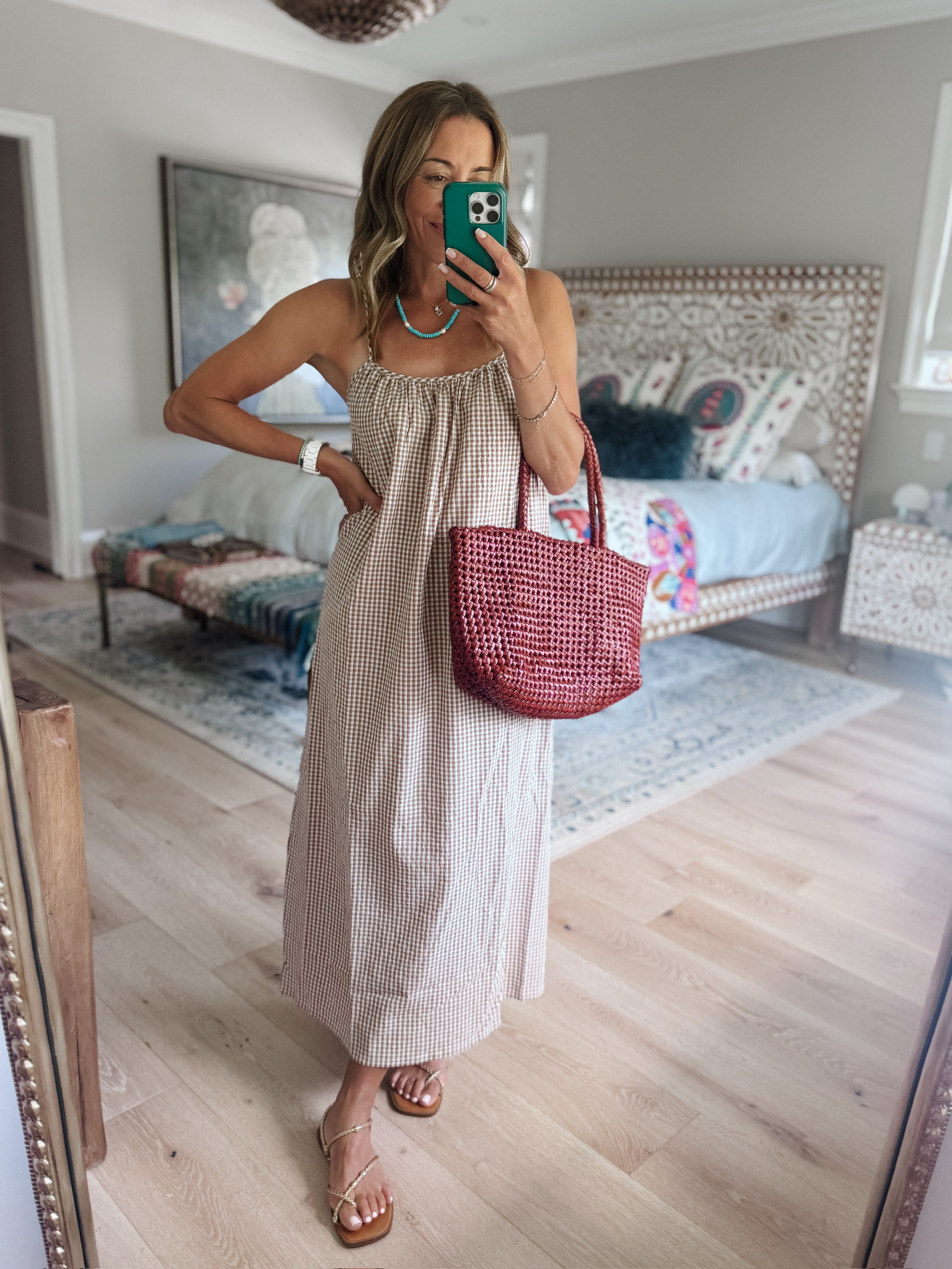 The Motherchic - If easy, breezy, sunny vibes are you kinda thing