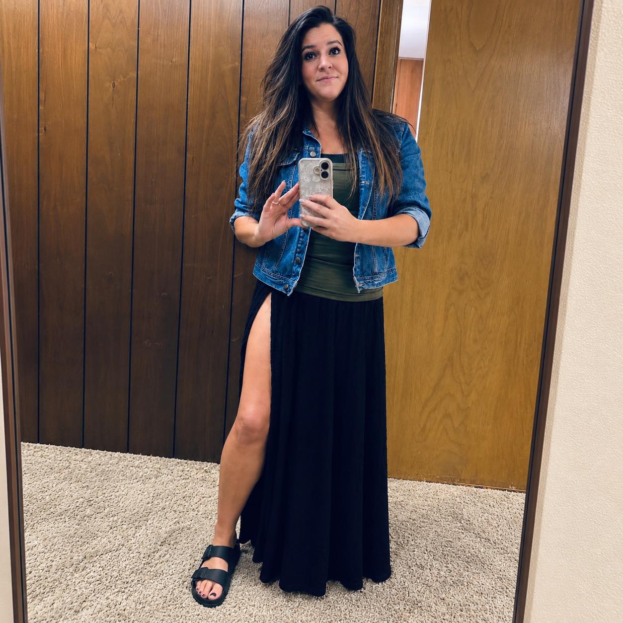 Samantha Rae Swisse