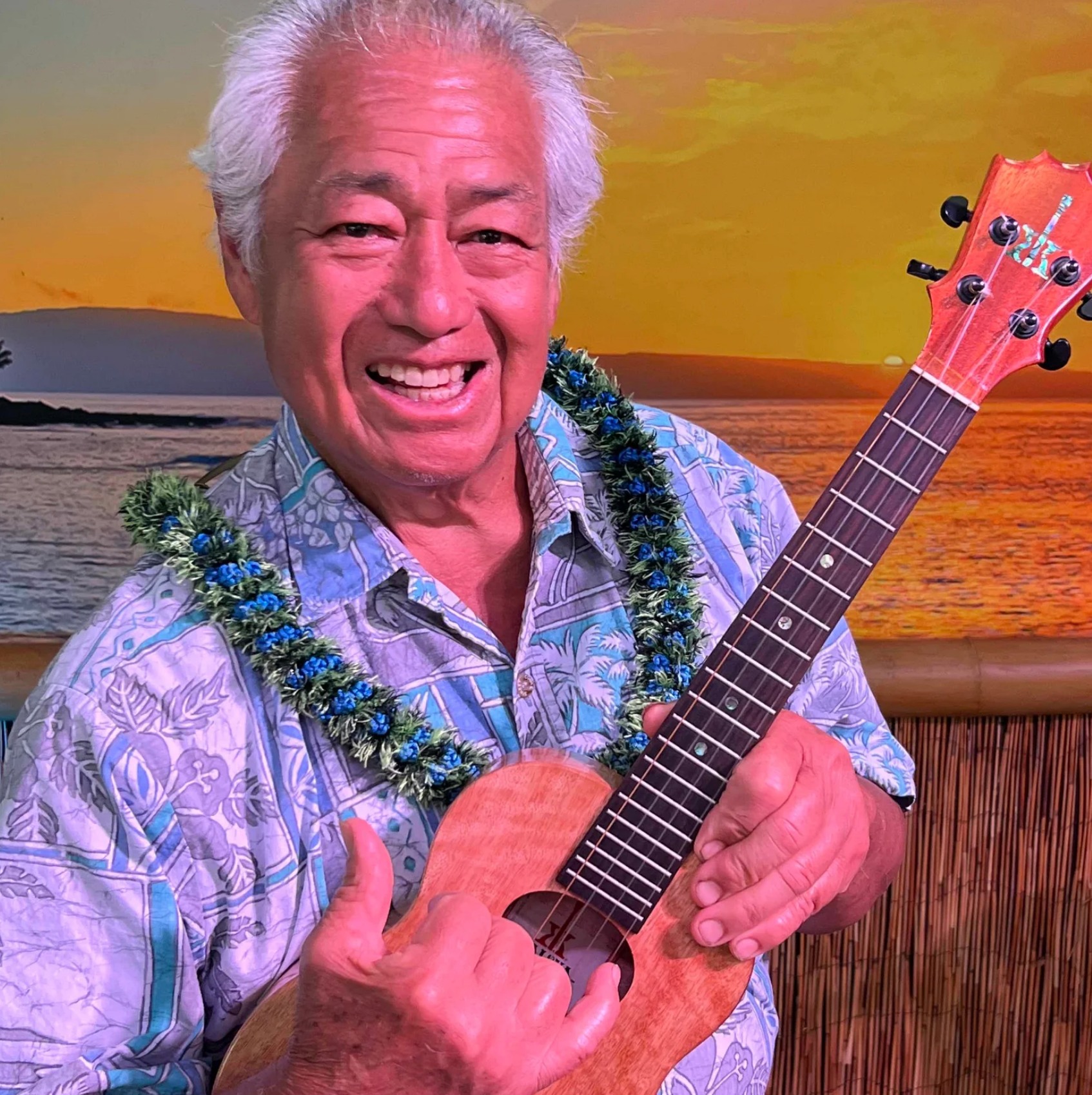 Daniel Ho: Life As An Audition (@strummersdoc) • Facebook