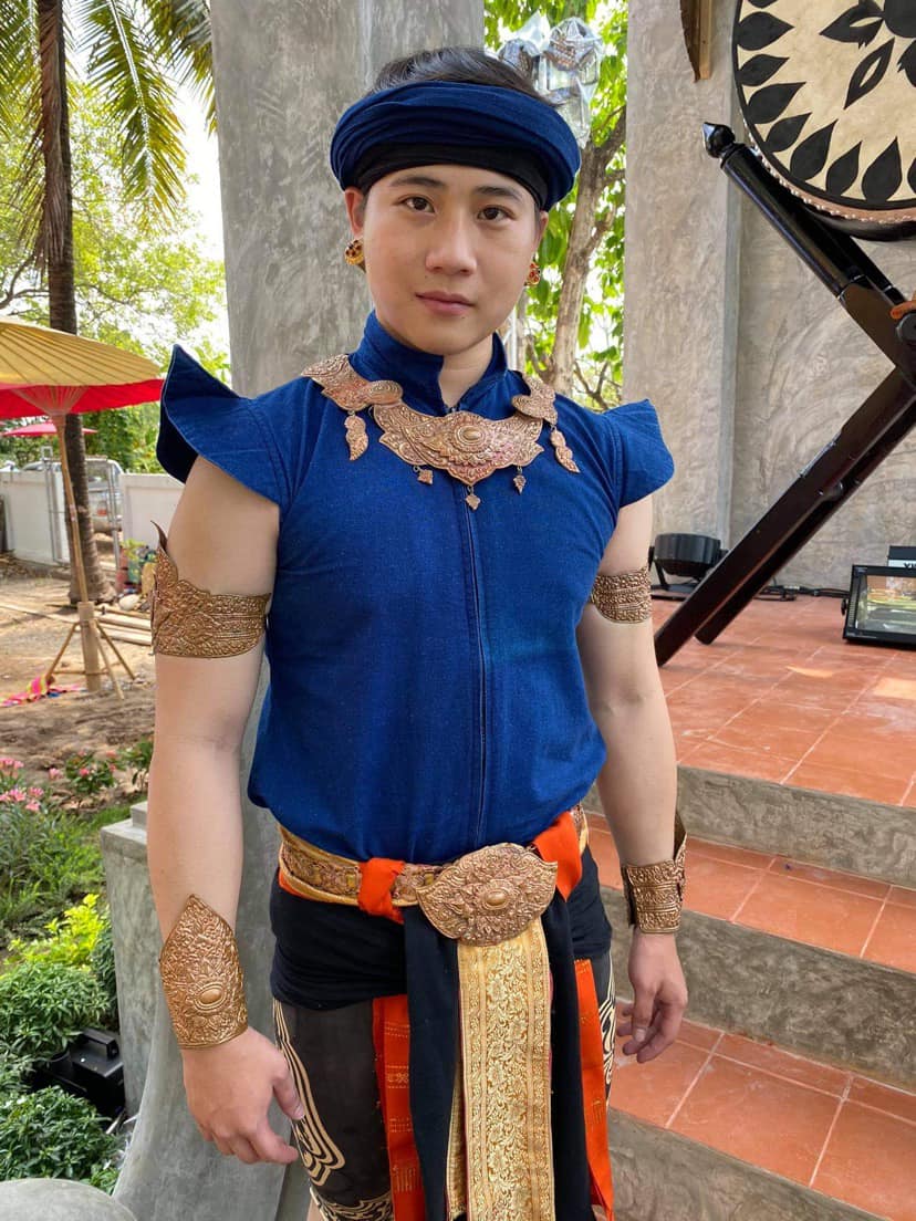 ถุงน่องเพ้นท์ลายสัก : Neti Studio - Arts&Design | Chiang Mai