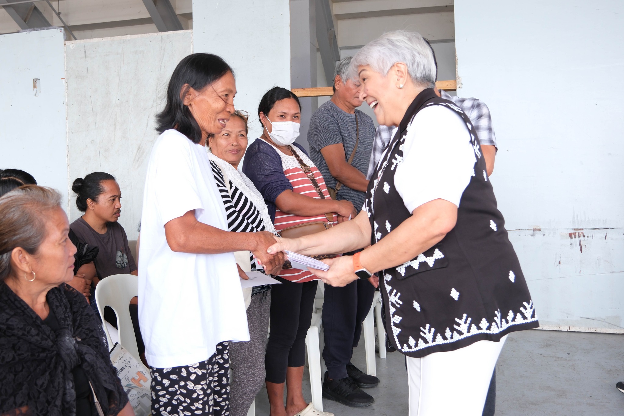 Provincial Government of Ilocos Norte - Manang Imee's Capitol Express ...
