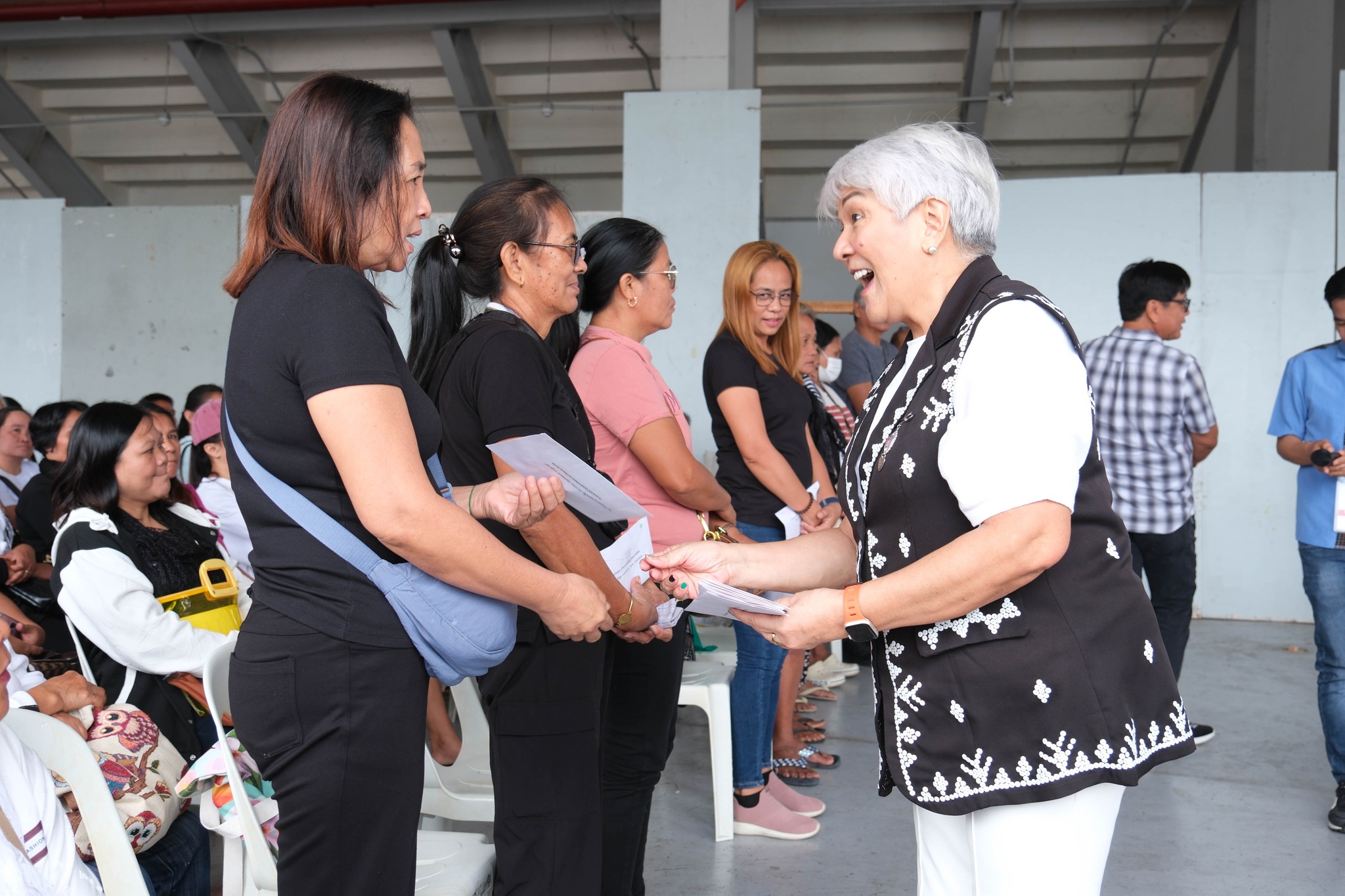 Provincial Government of Ilocos Norte - Manang Imee's Capitol Express ...