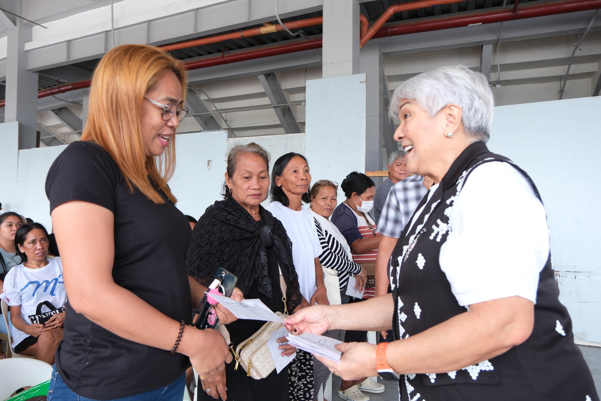 Provincial Government of Ilocos Norte - Manang Imee's Capitol Express ...