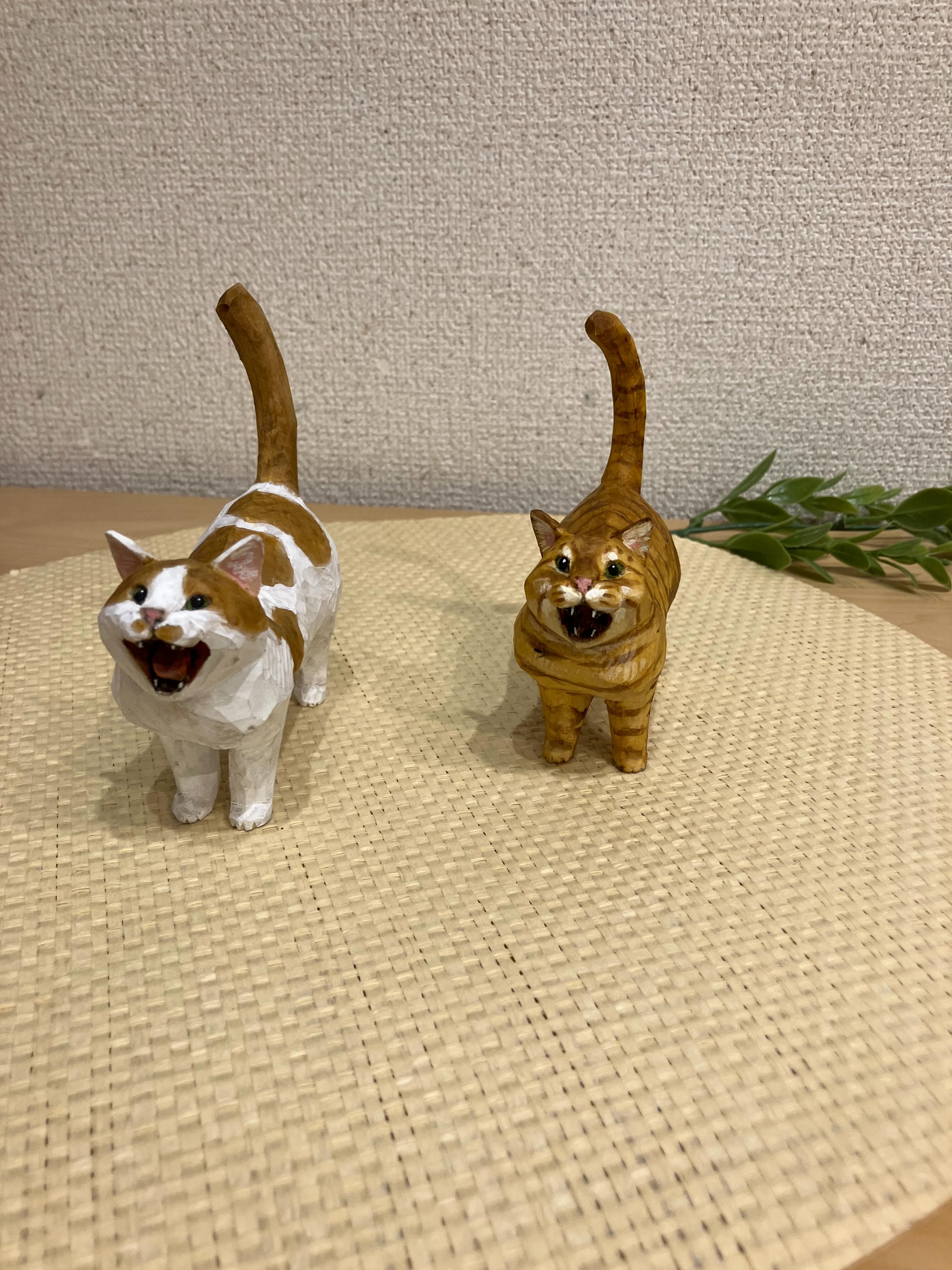 今年も始まりました！ バンナイリョウジ個展 小さな木彫のねこ12