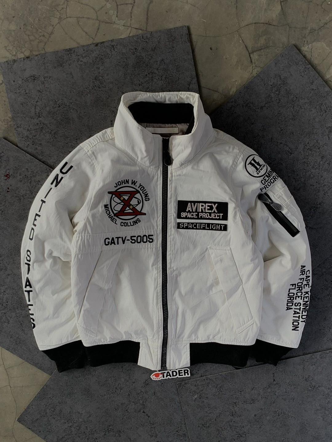 AVIREX GATV-5005 flight jacket White ງານຫາຍາກ: Size:L-XL