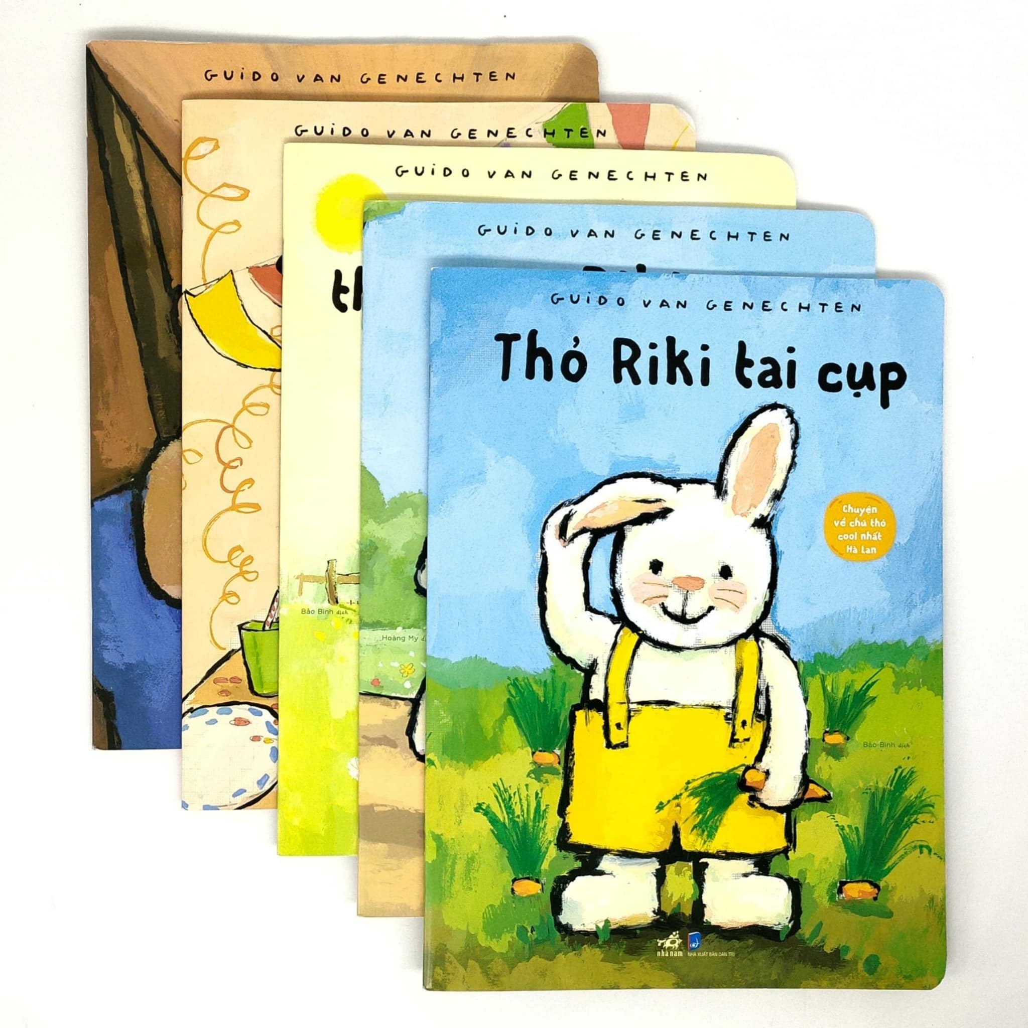 Thỉnh thoảng mình bắt gặp hình ảnh... - Tiệm Sách Yêu Thương