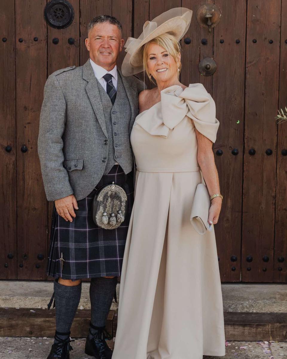 lady g dresses mother of the bride wears dress to daughter's wedding Lined Dresses