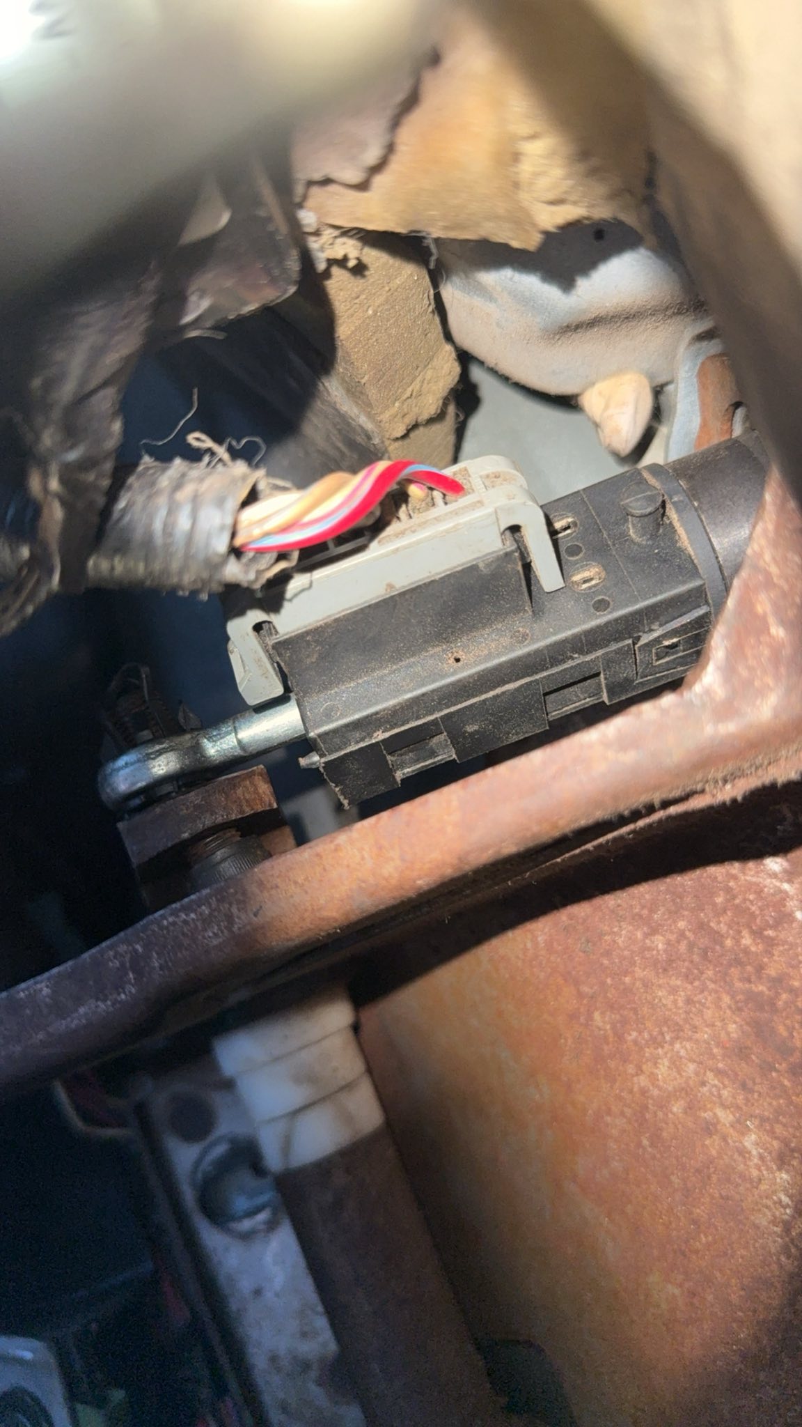 What causes clutch not to fully disengage on 1997 Ford F-Superduty