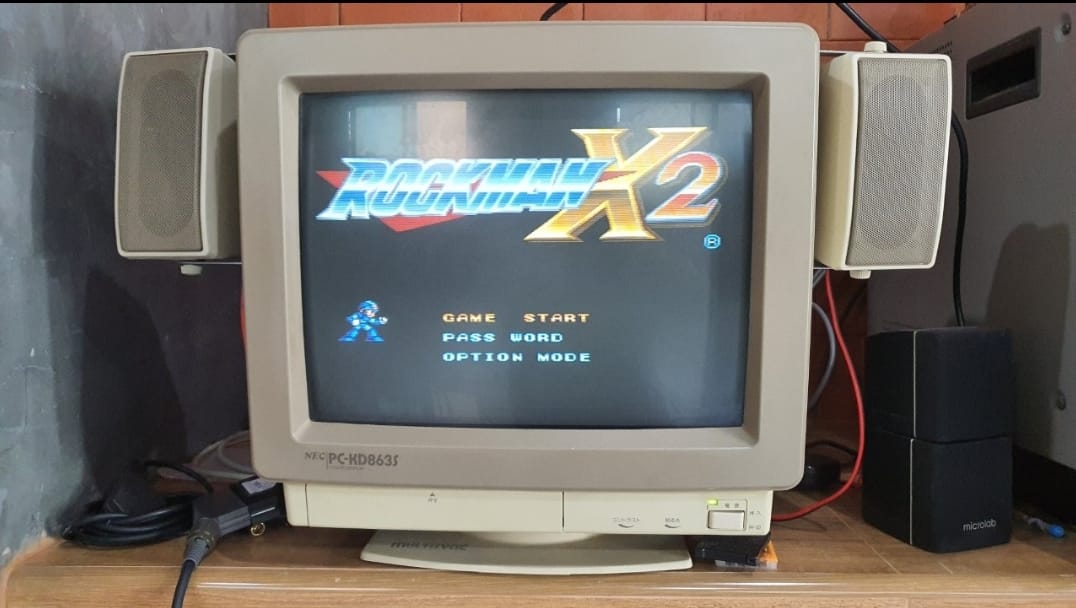 Fujisaki Shiori on the NEC PC-KD863G Monitor. (PC Engine inside