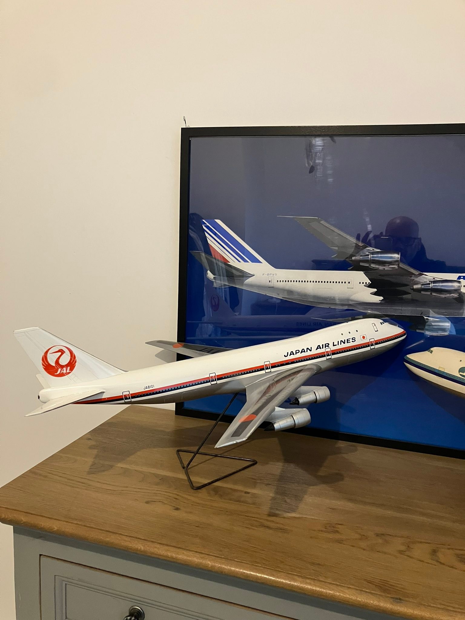 Rare 1970s Boeing 747 display models for collectors