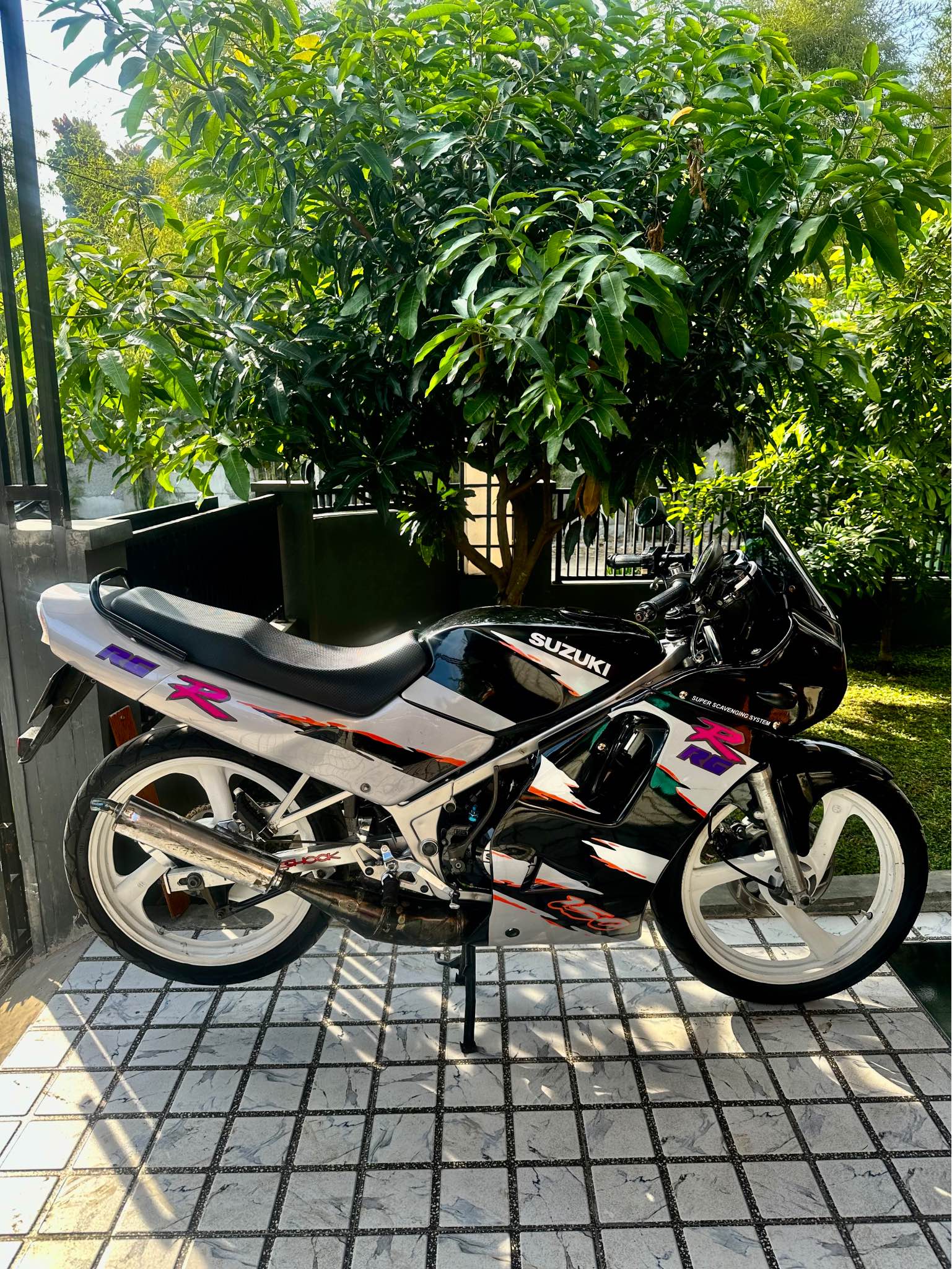 1994 Suzuki RGR 150 SS - Motorcycles & Scooters - Bandung | Facebook ...