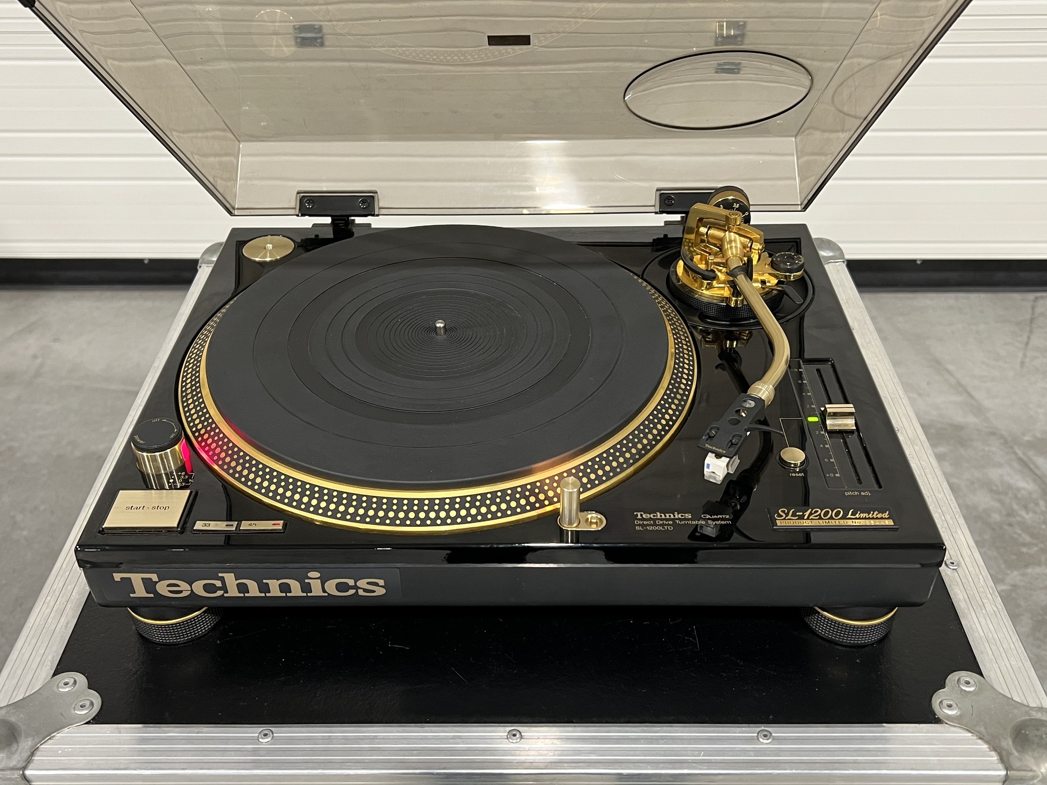 DJ機材 Technics SL-1200mk5 Vestax PMC-05Pro II DJ機材 Technics SL