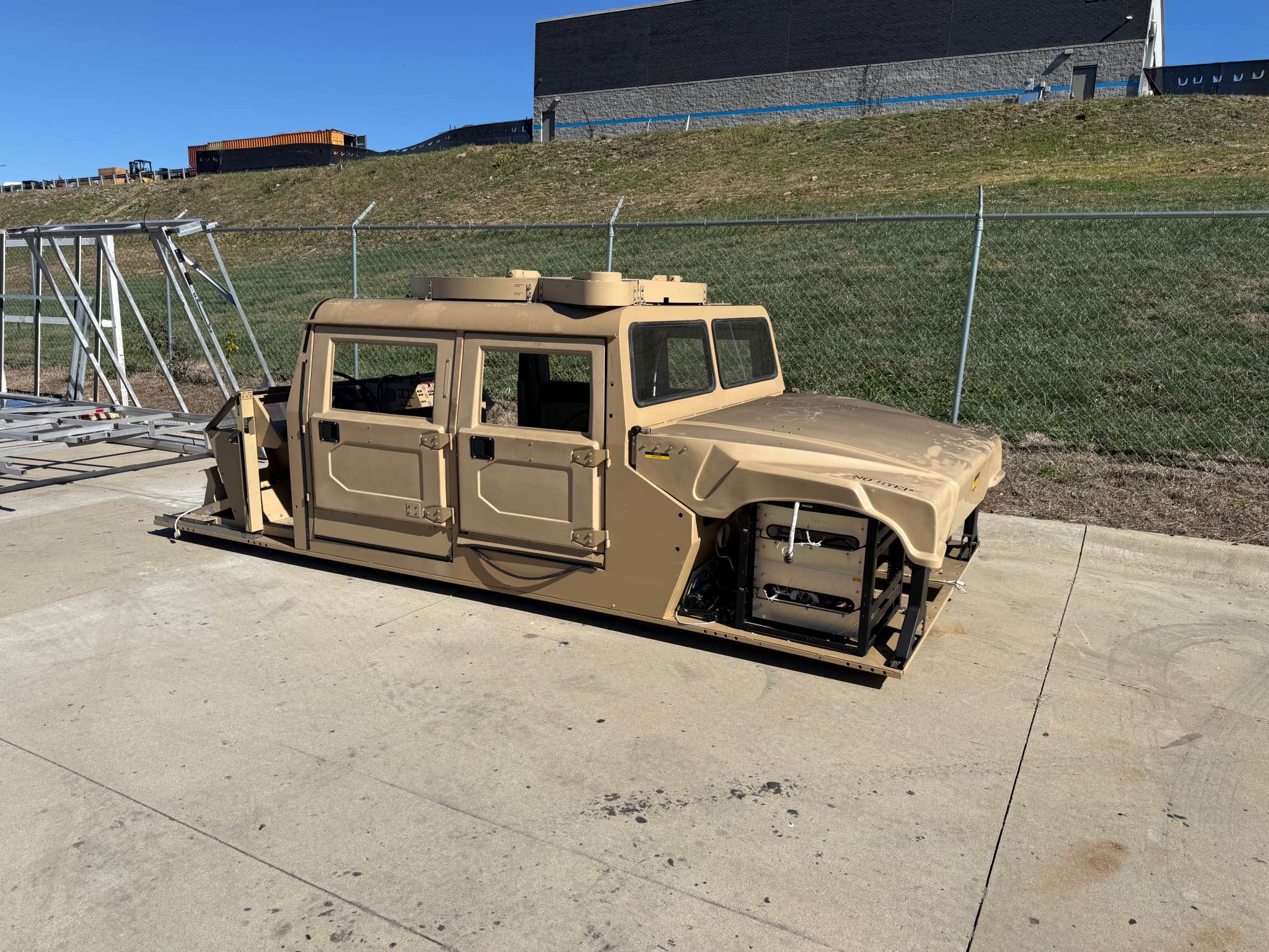 Humvee Body - Commercial Trucks - Nashville, Tennessee | Facebook ...