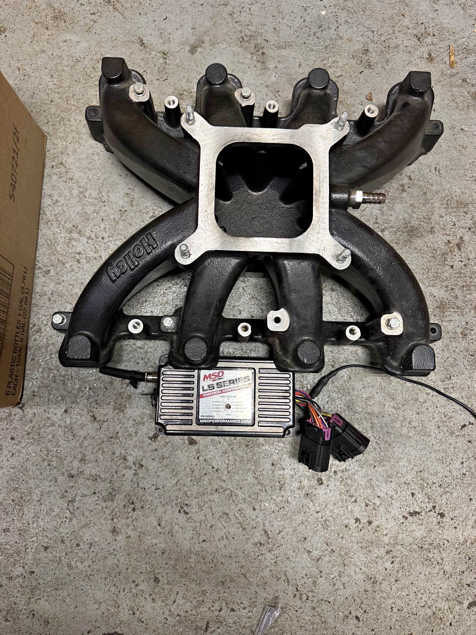 LS Holley carburetor intake Rectangle ports And LS series msd box - Car ...
