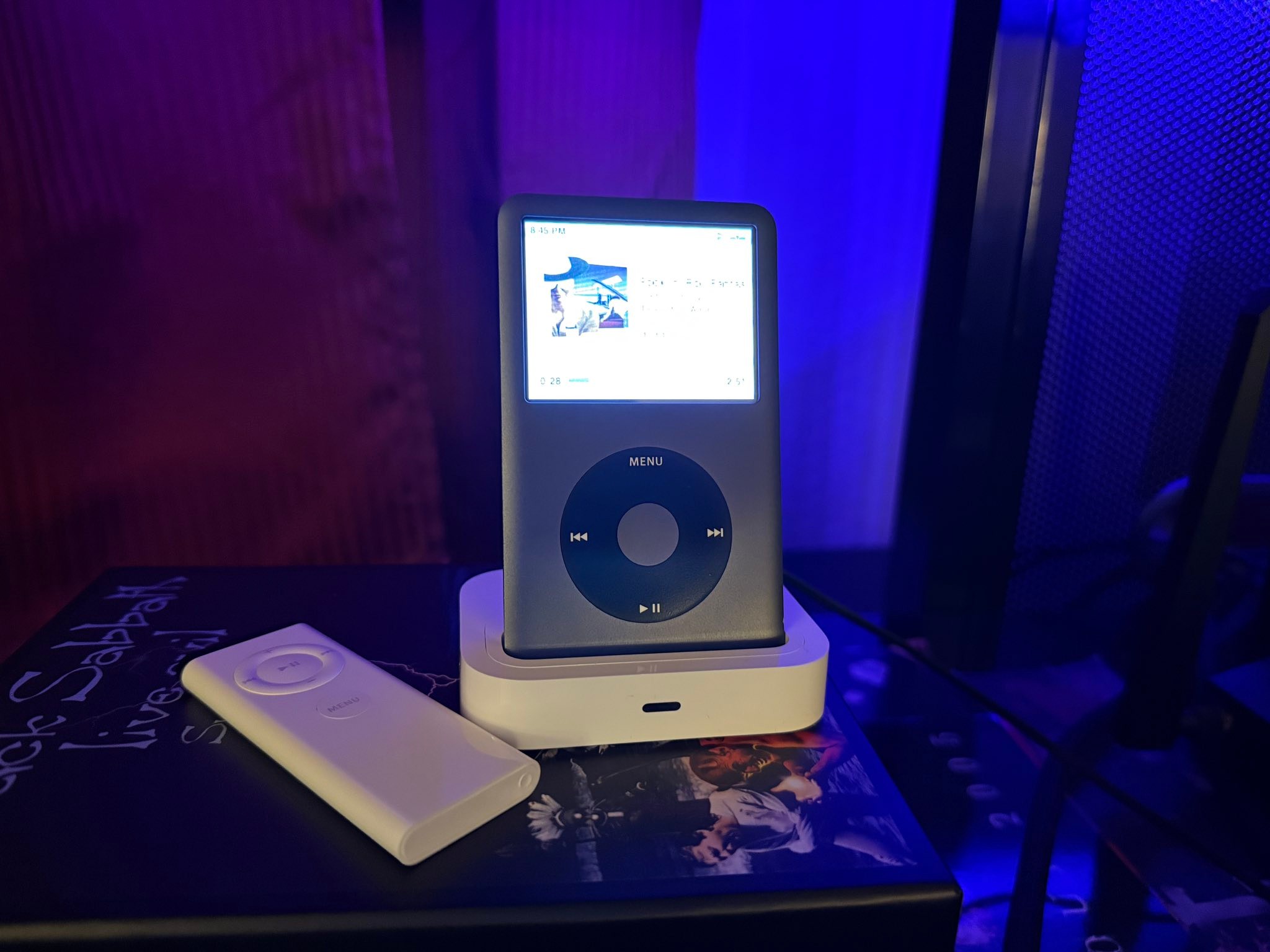 Apple iPod classic 160GB ユニバーサルドック 他 Retiring my 160GB iPod Classic with a Universal Dock