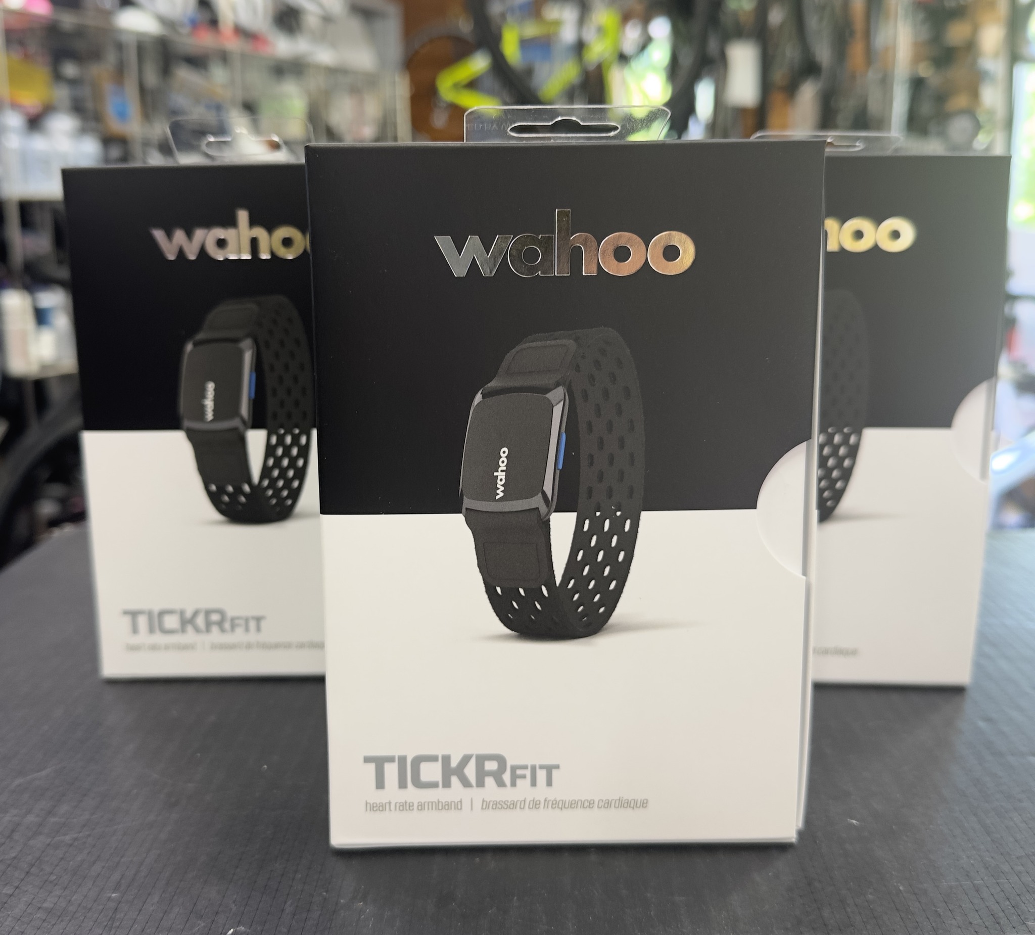 スポーツスウェット - Wahoo TICKR FIT ON/OFFスイッチが付いた腕に