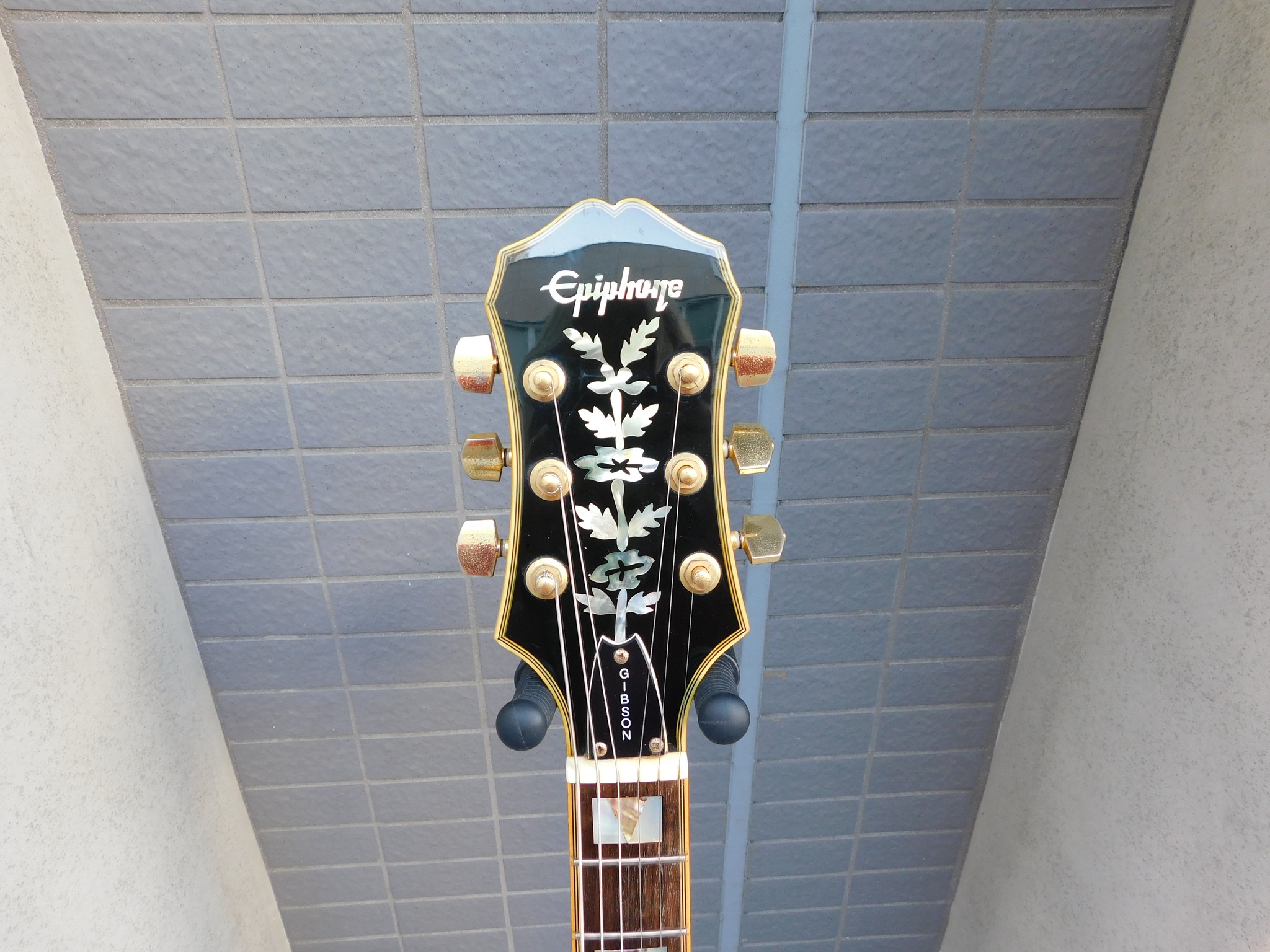 中古】 Epiphone エピフォン Sheraton II セミアコ ハードケース付き