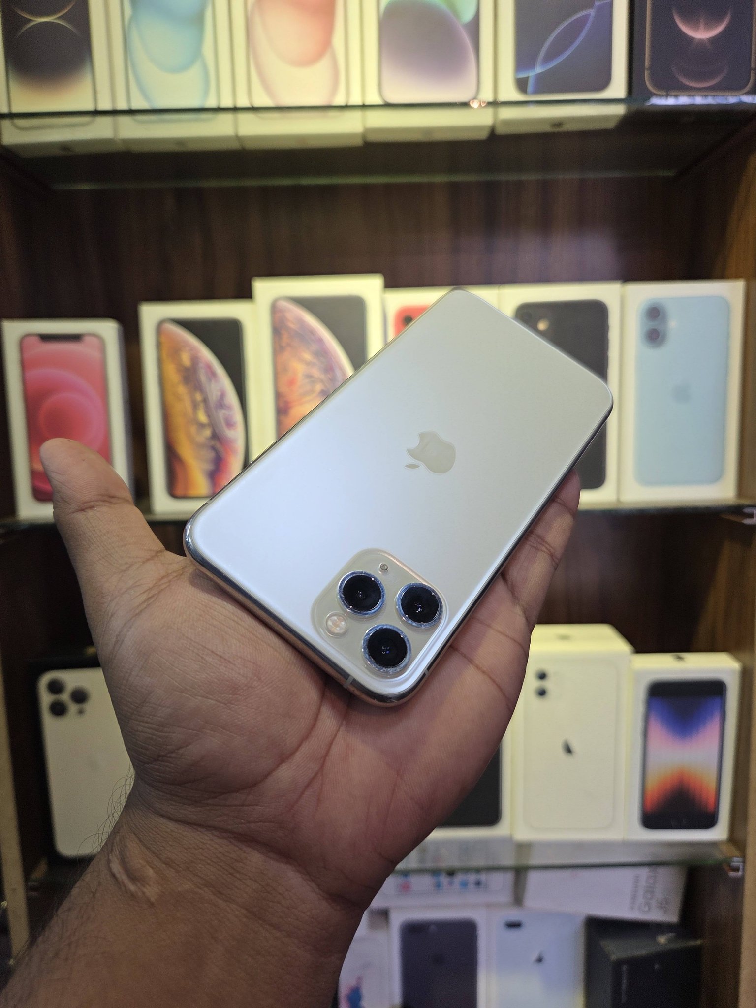 Iphone 11 Pro 256gb 98% Top Conditions Good Battery Life 95 
