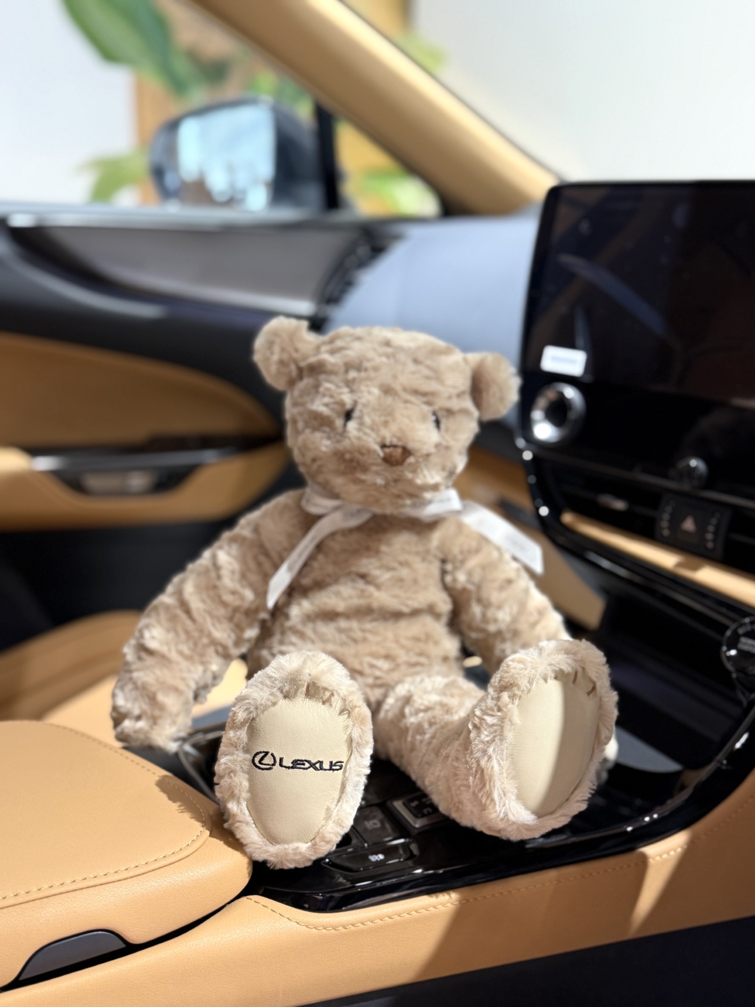 LEXUS Collection のご紹介】 「LEXUS×Admiralラウンドトートバッグ