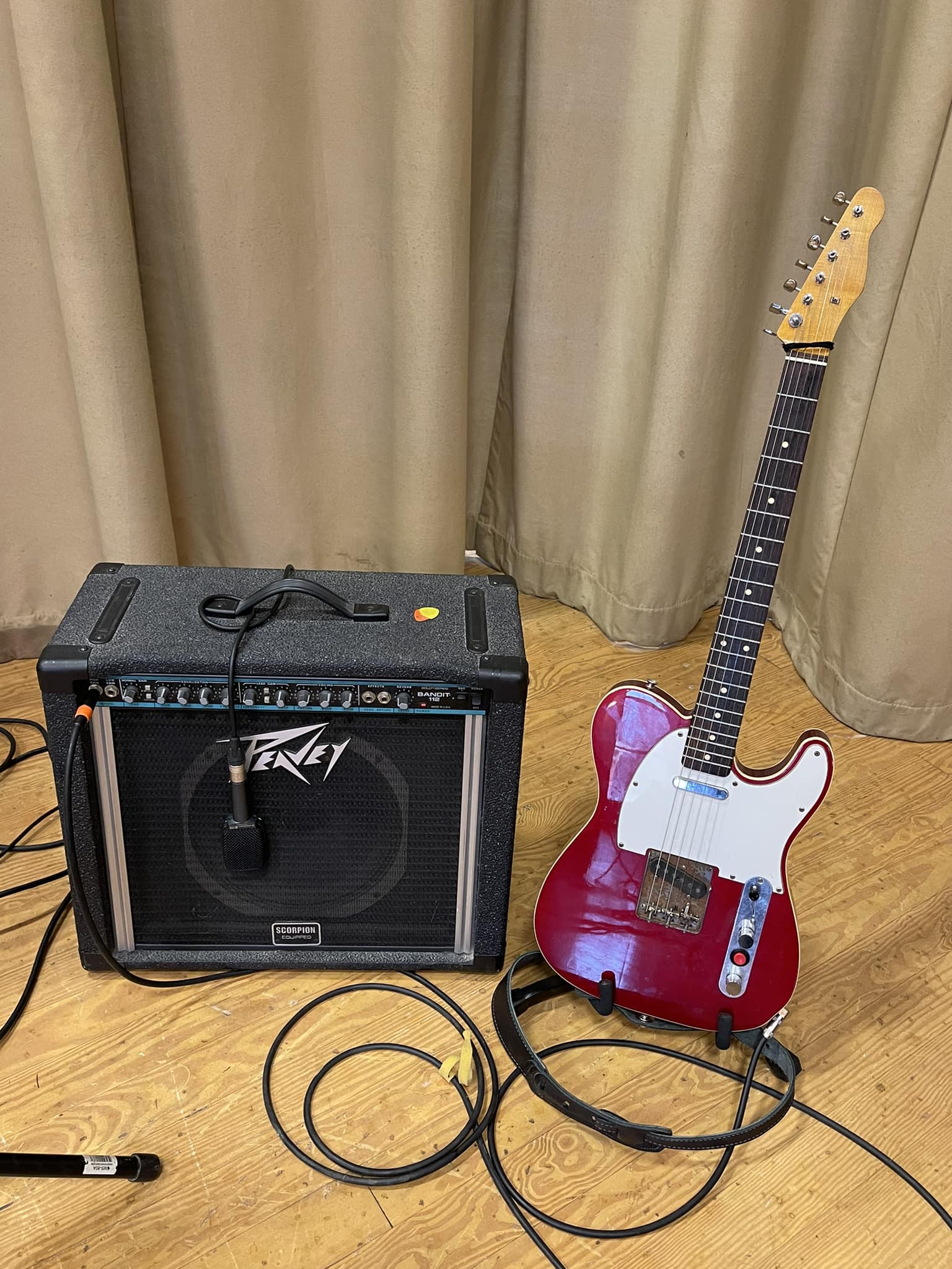 Fender Kingman Elvis Presley signature guitar review