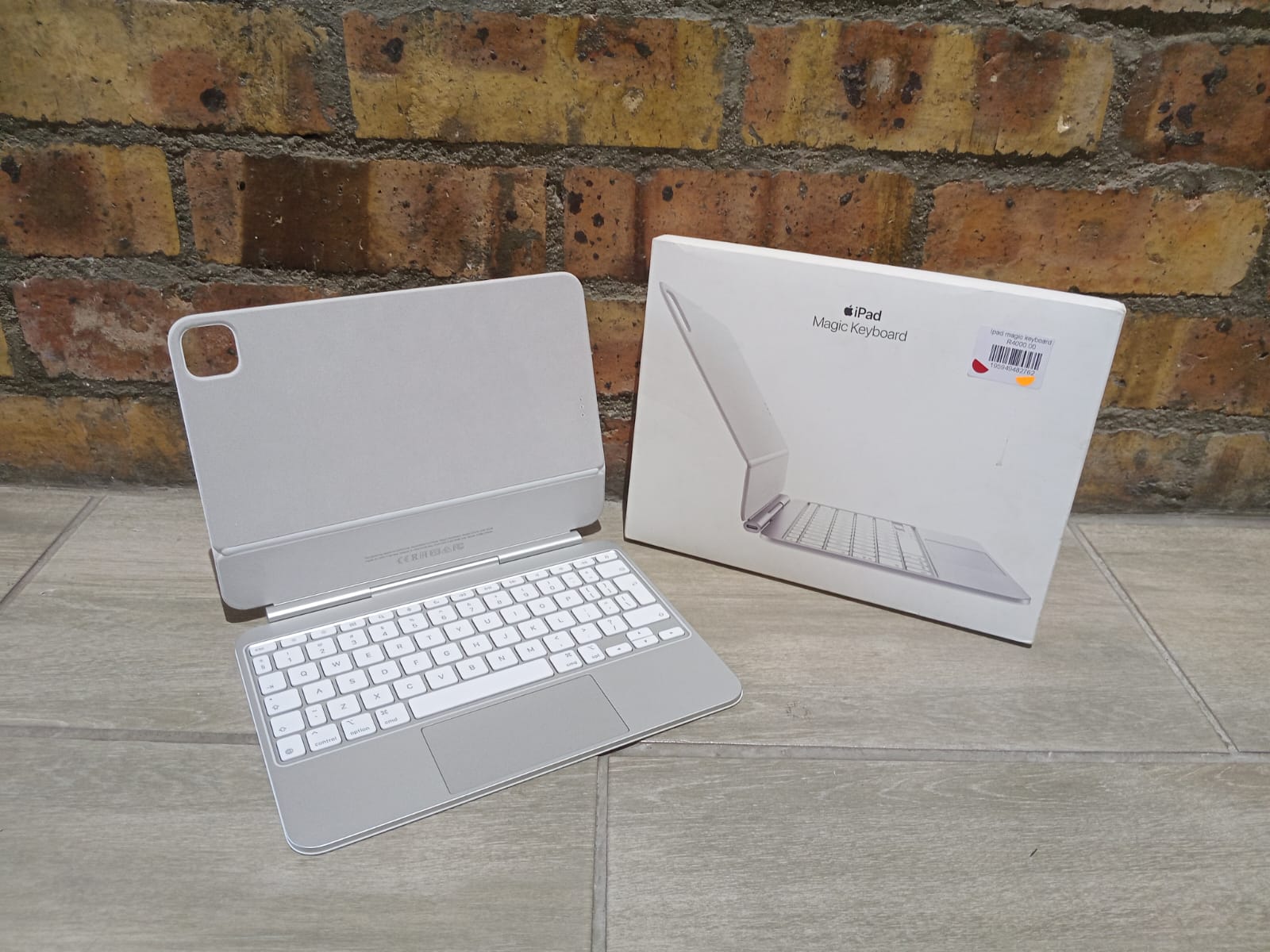 Apple Magic Keyboard Folio For Ipad Pro 11-INCH M4 International 