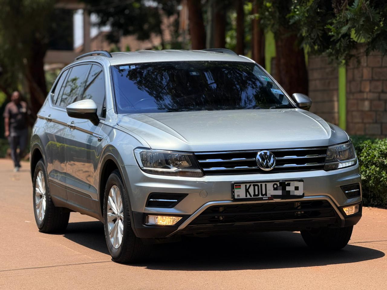 🚗✨ Extremely Clean SUVs Available ✨🚗 🚙 **Volkswagen Tiguan