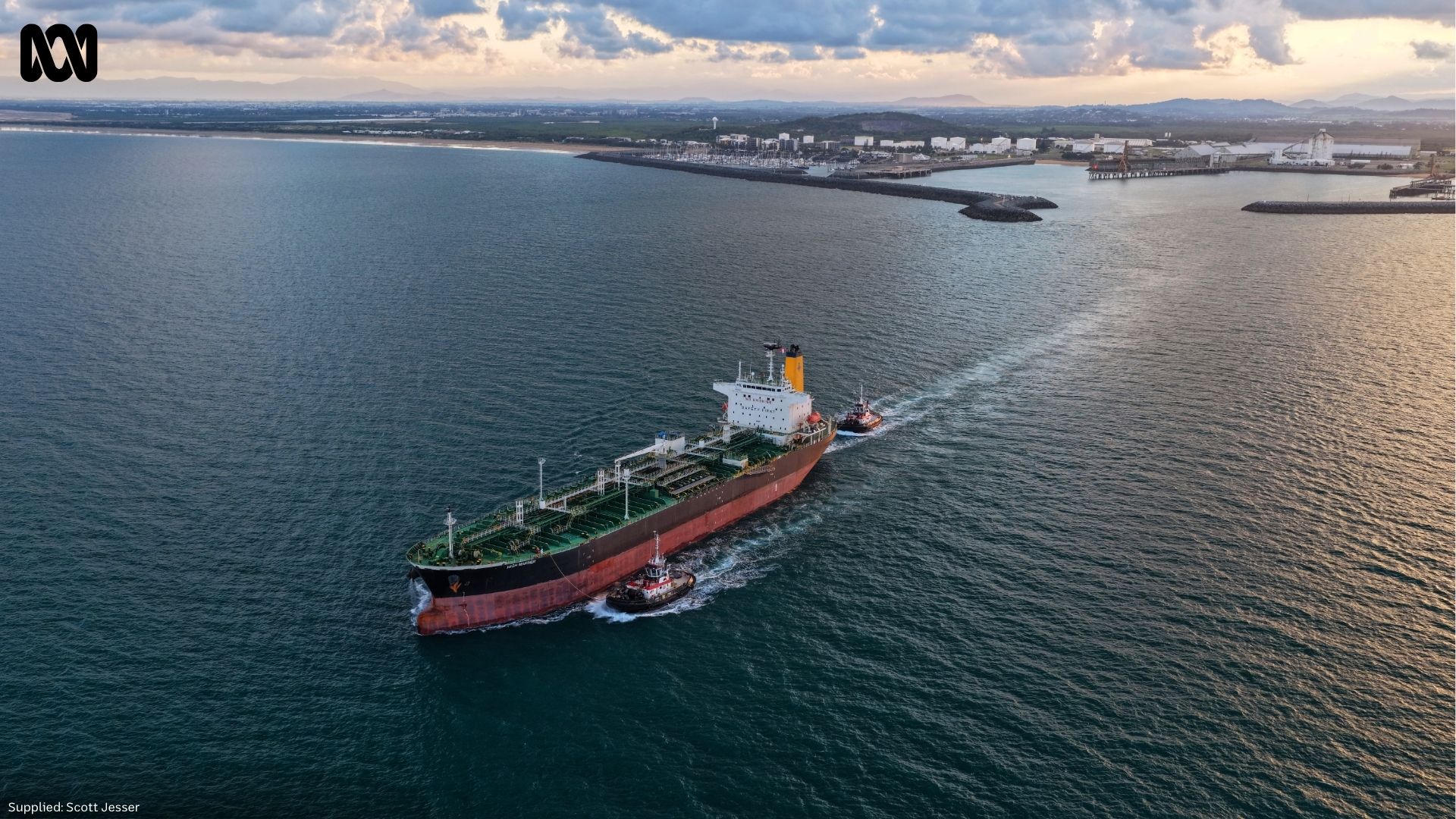 Job done! The High Mariner left the Port of Mackay this afternoon 