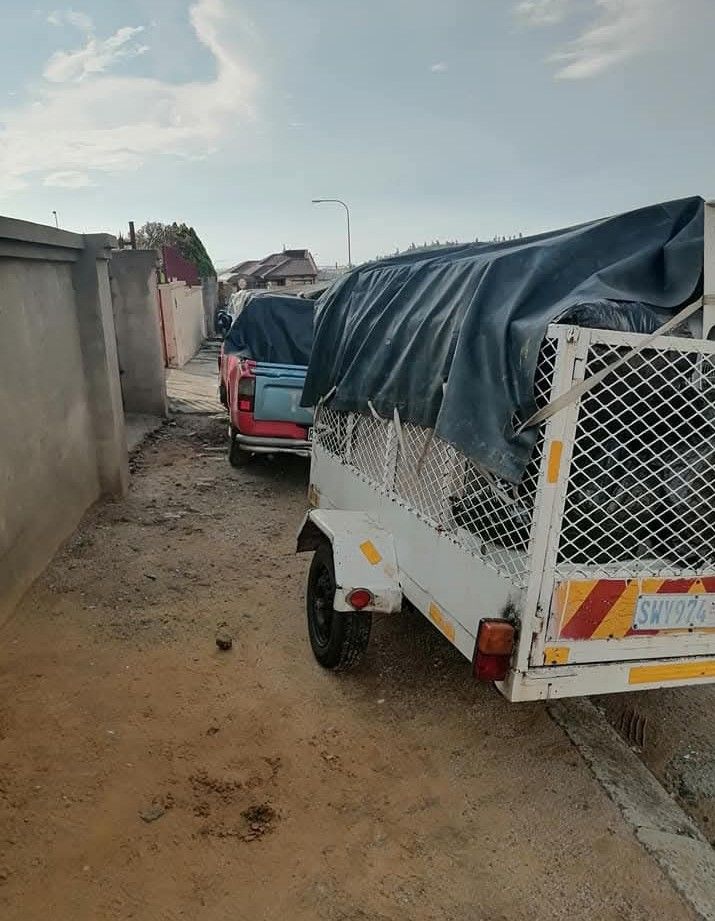 EMNDENI KAS' LAM!!! | Bakkie with trailer for hire.please call/WhatsApp ...