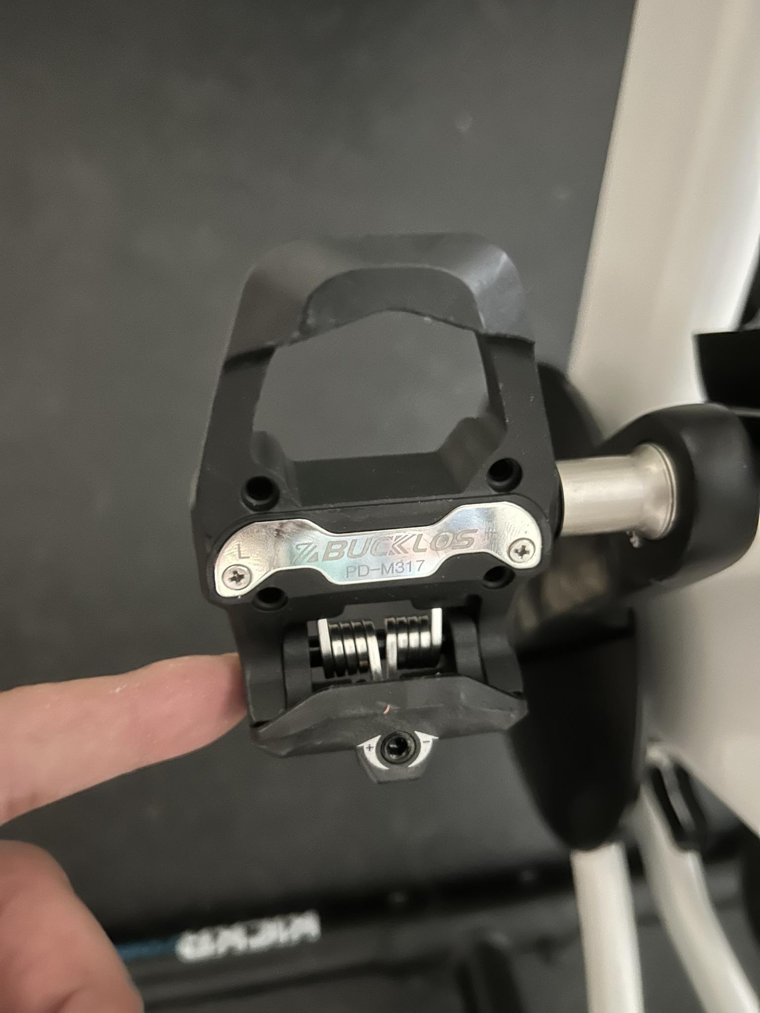 große satteltasche rennrad Satteltaschen für Fahrrad MTB mit reflektierender Wasserdicht Fahrradtasche Fahrradkoffer Fahrradsitz Tasche für mehr Stauraum an der Sattelstütze 16,5*7,5*10CM mit Klett Befestigung(Grün) Sport & Freizeit rashguard Größe:5 Reiter - 8.5 x 44 cm - 35,50 EUR Burton GORE-TEX Handschuhe |
