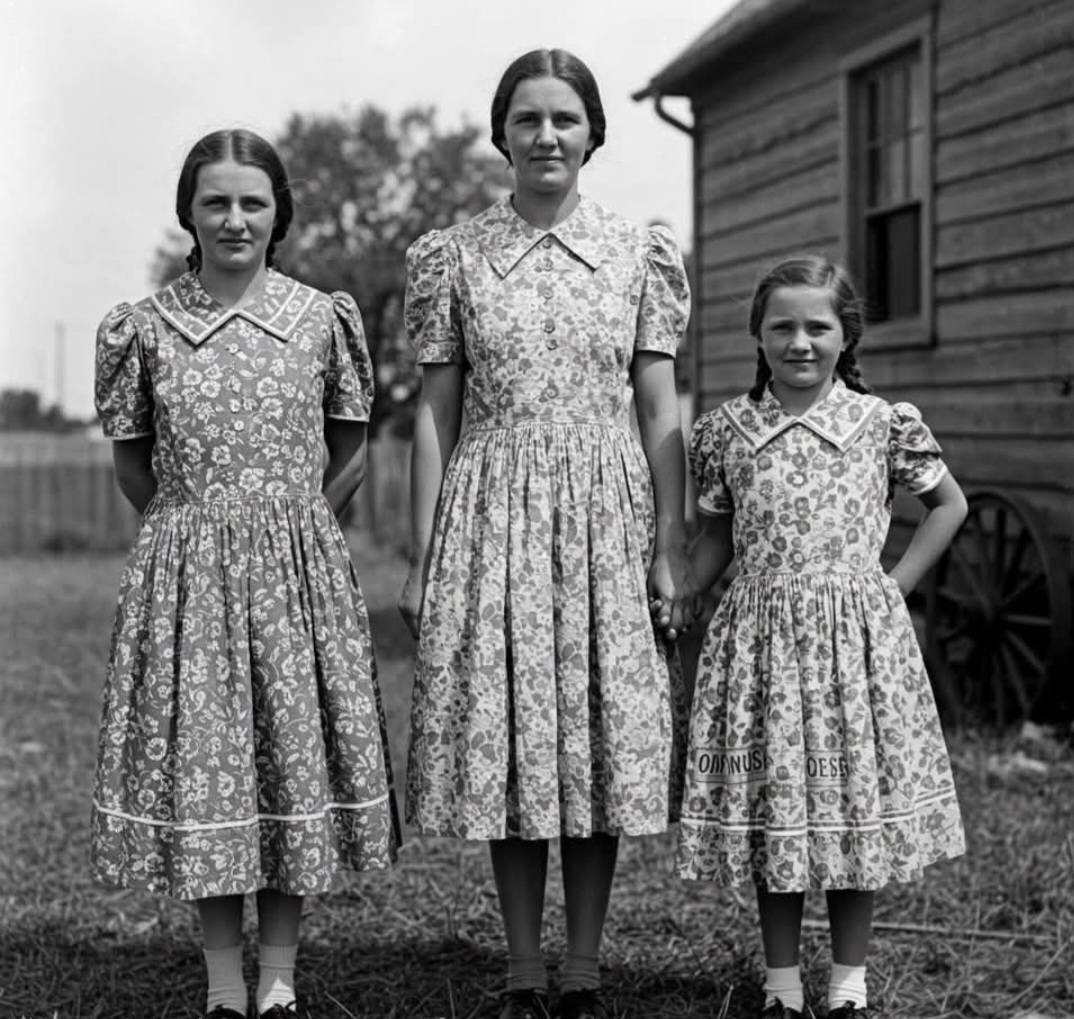 Women made flour sack dresses in 1930s Texas