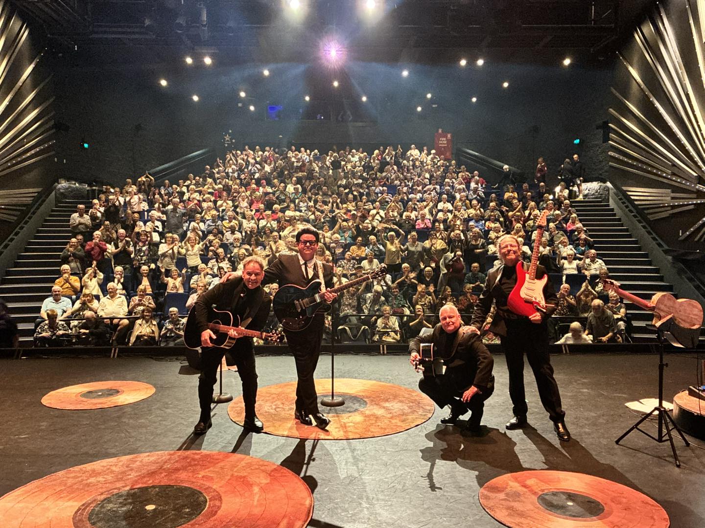 Robertson Brothers (Official Music Page) (@TheRobertsonBrothers 