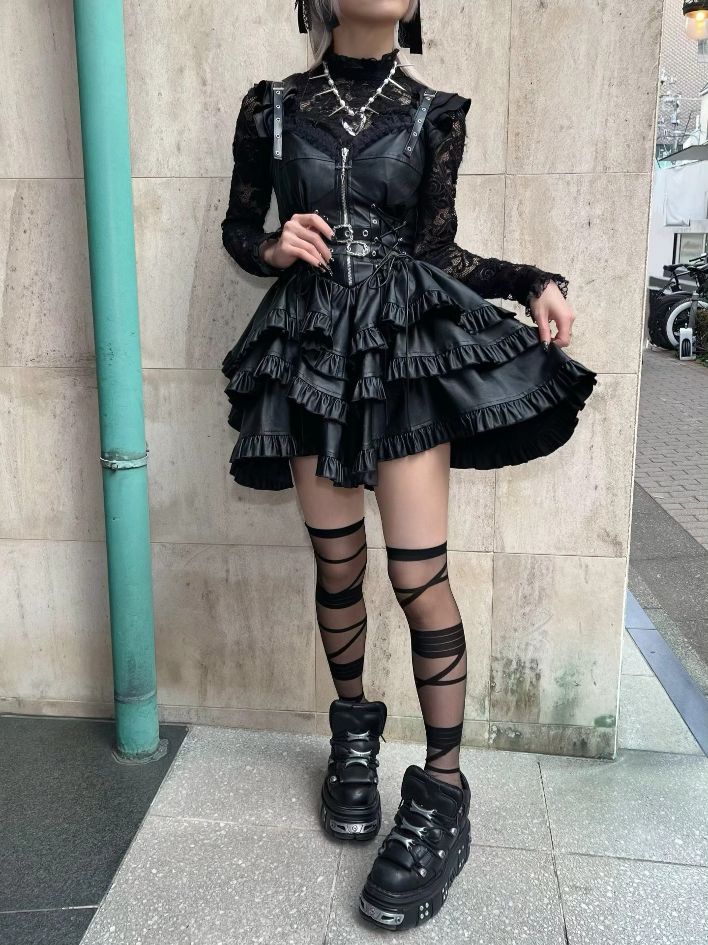 🦈ルカン's Coordination🦈 . IMVALレイヤードフリルドレスを使った