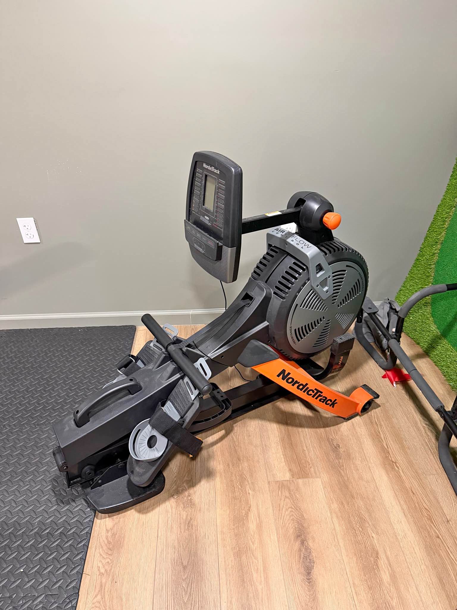 Nordic track row machine - Rowing Machines - Warwick, Rhode Island ...