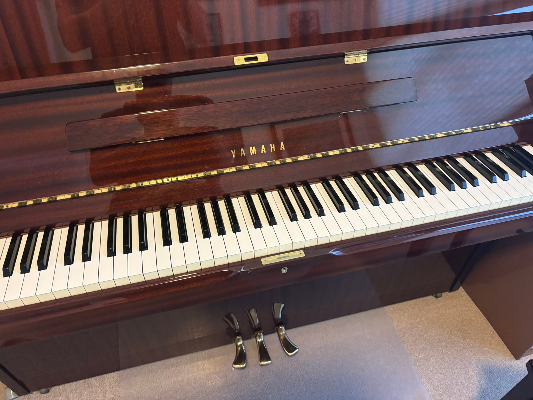 How to determine the production year of a Yamaha F37-PJ-TBS 