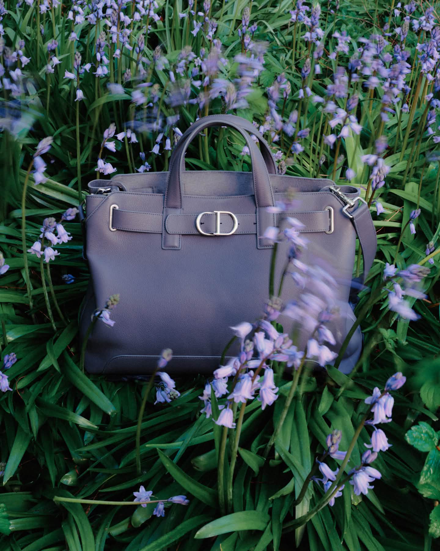 さん様 リクエスト 2点　diorとgivency Dior - Dior added a new photo.
