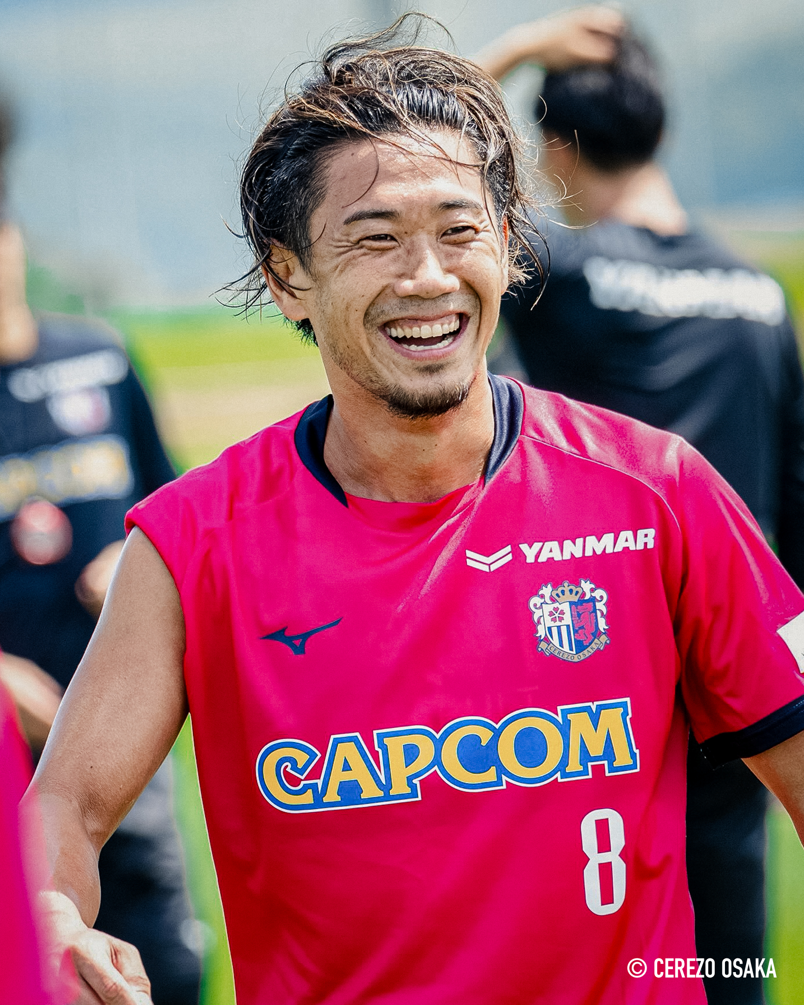 🌸 Another relaxed moment with the Cerezo Osaka players during our