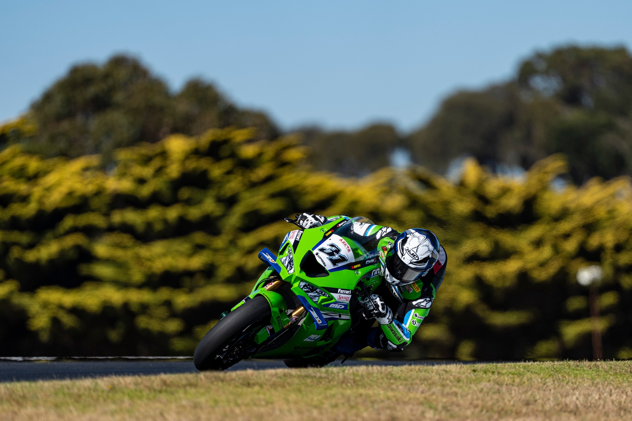 Portimao is calling for the Kawasaki Worldsbk Team, and Garrett