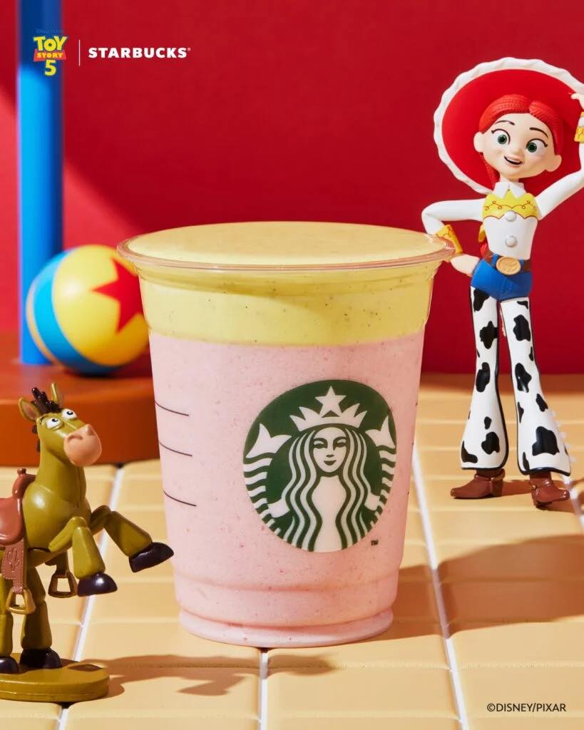 To infinity and beyond! 🚀 Starbucks Korea just dropped a massive