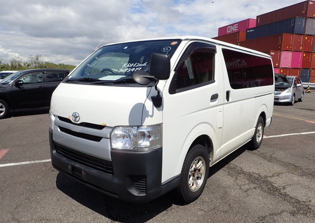 2015 TOYOTA REGIUSACE VAN LONG DX Full Payment Upto Mzuzu: MWK51