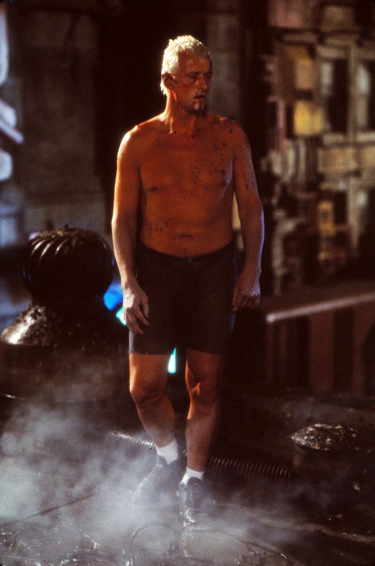 I've just seen this image of Rutger Hauer in his iconic