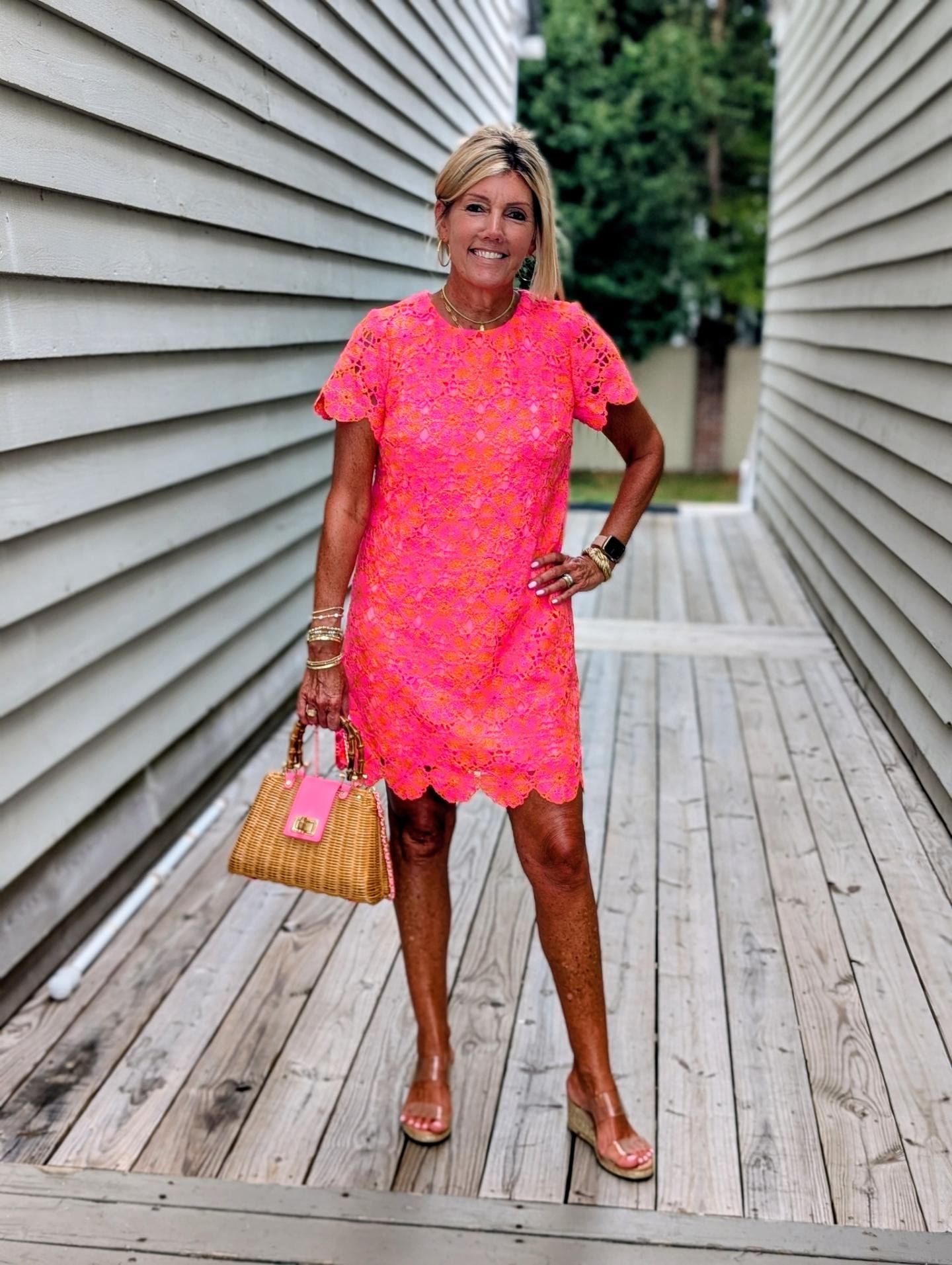 Crochet, color, and compliments... this dress has it all! ✨ The Lilly Pulitzer Cortney Crochet Shift Dress is the statement piece your summer wardrobe has been waiting for. With its gorgeous floral