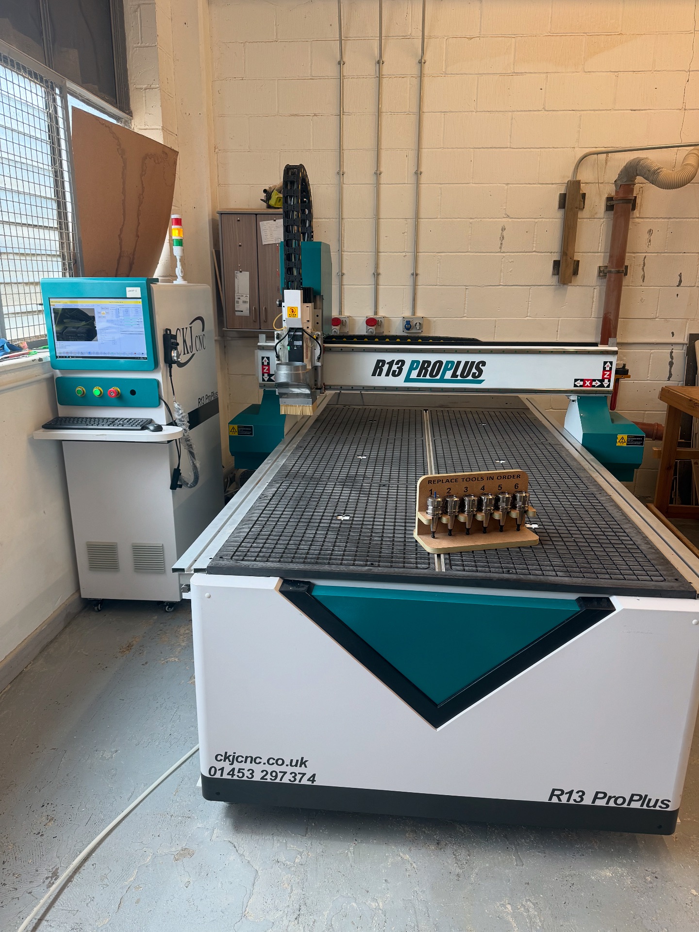 CKJ CNC | Stroud